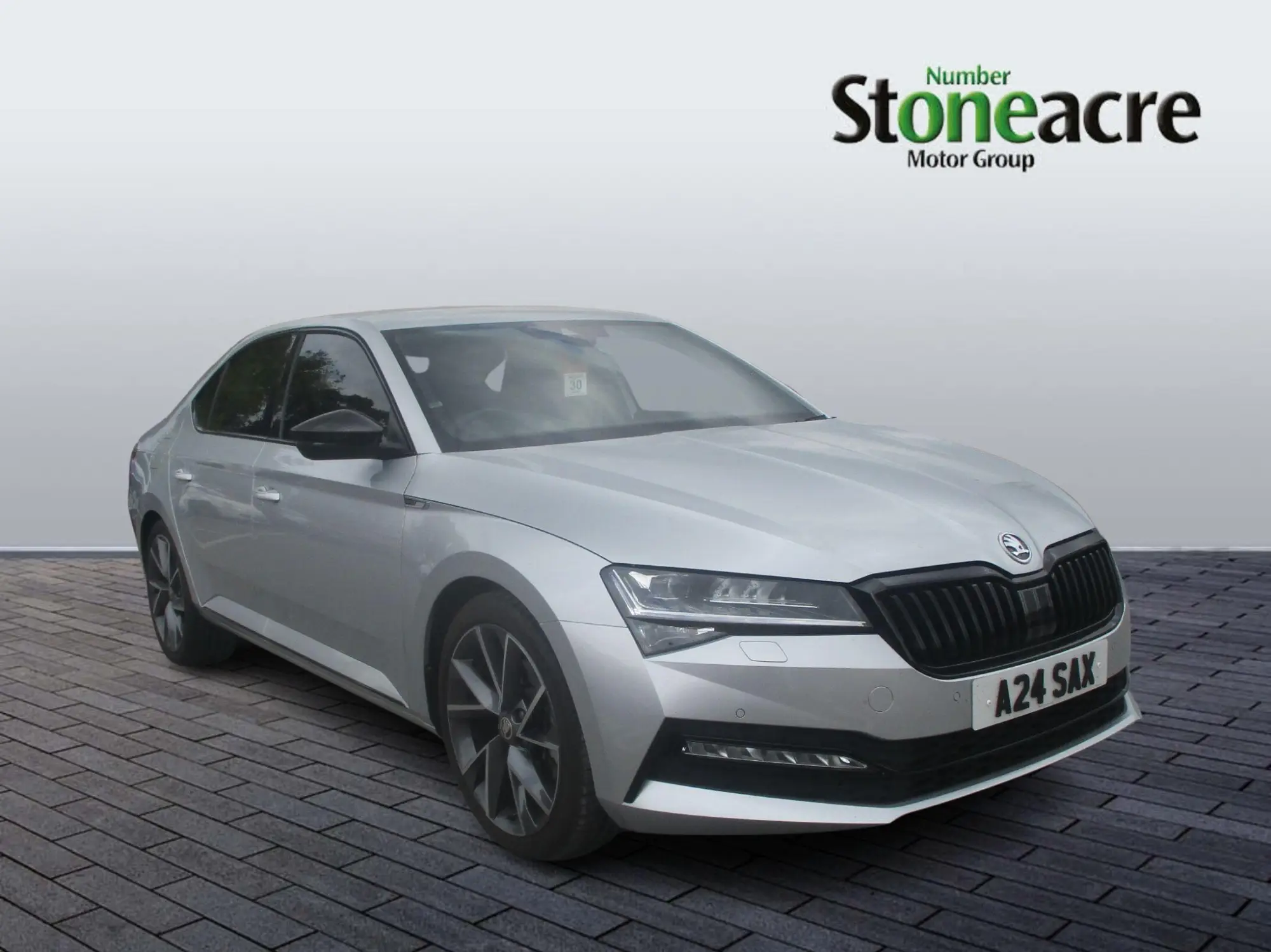 Skoda Superb 2.0 TDI SportLine Plus DSG Euro 6 (s/s) 5dr KV24HRX Image 1