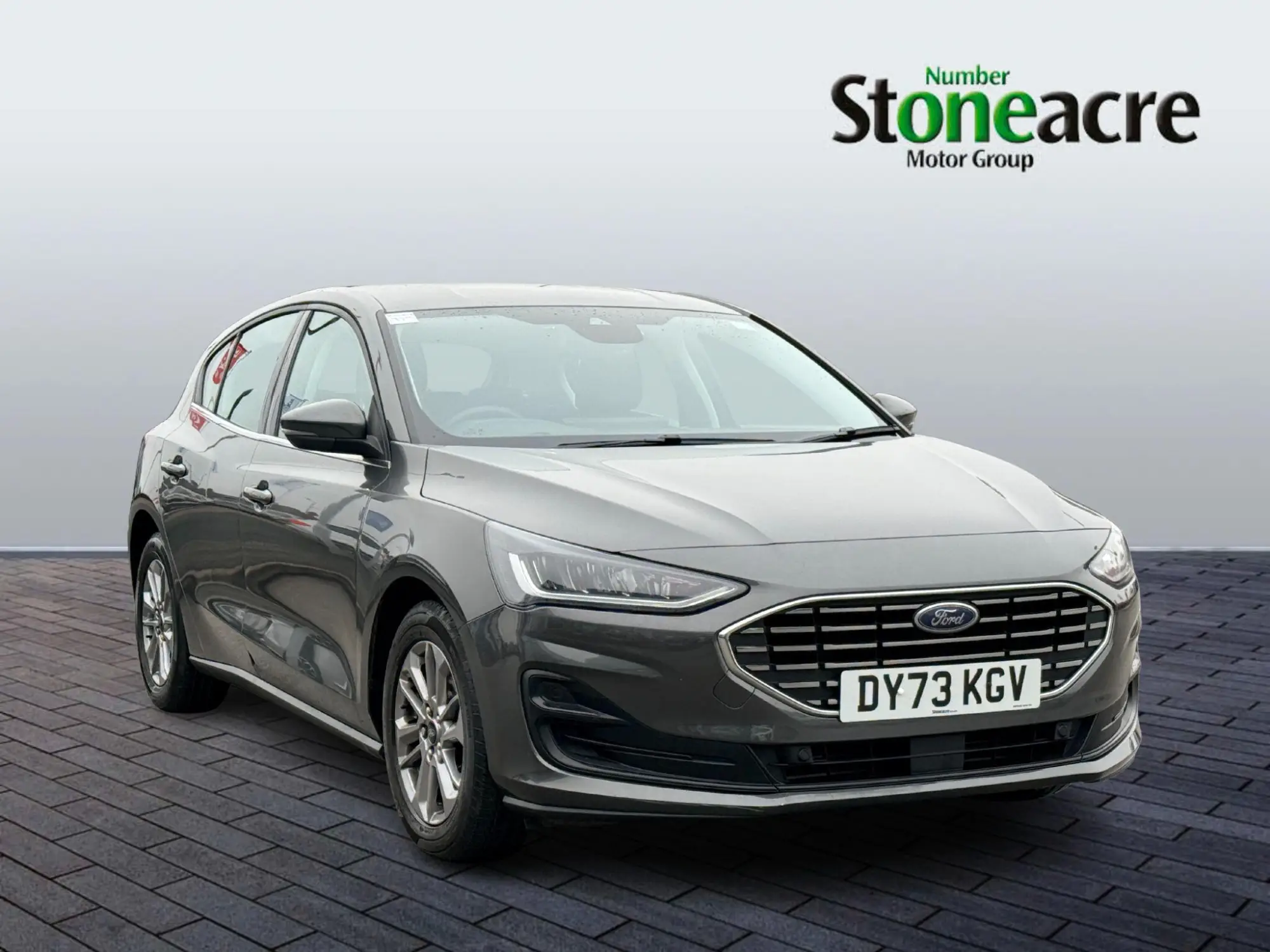 Ford Focus 1.0 EcoBoost Titanium 5dr DY73KGV Image 1