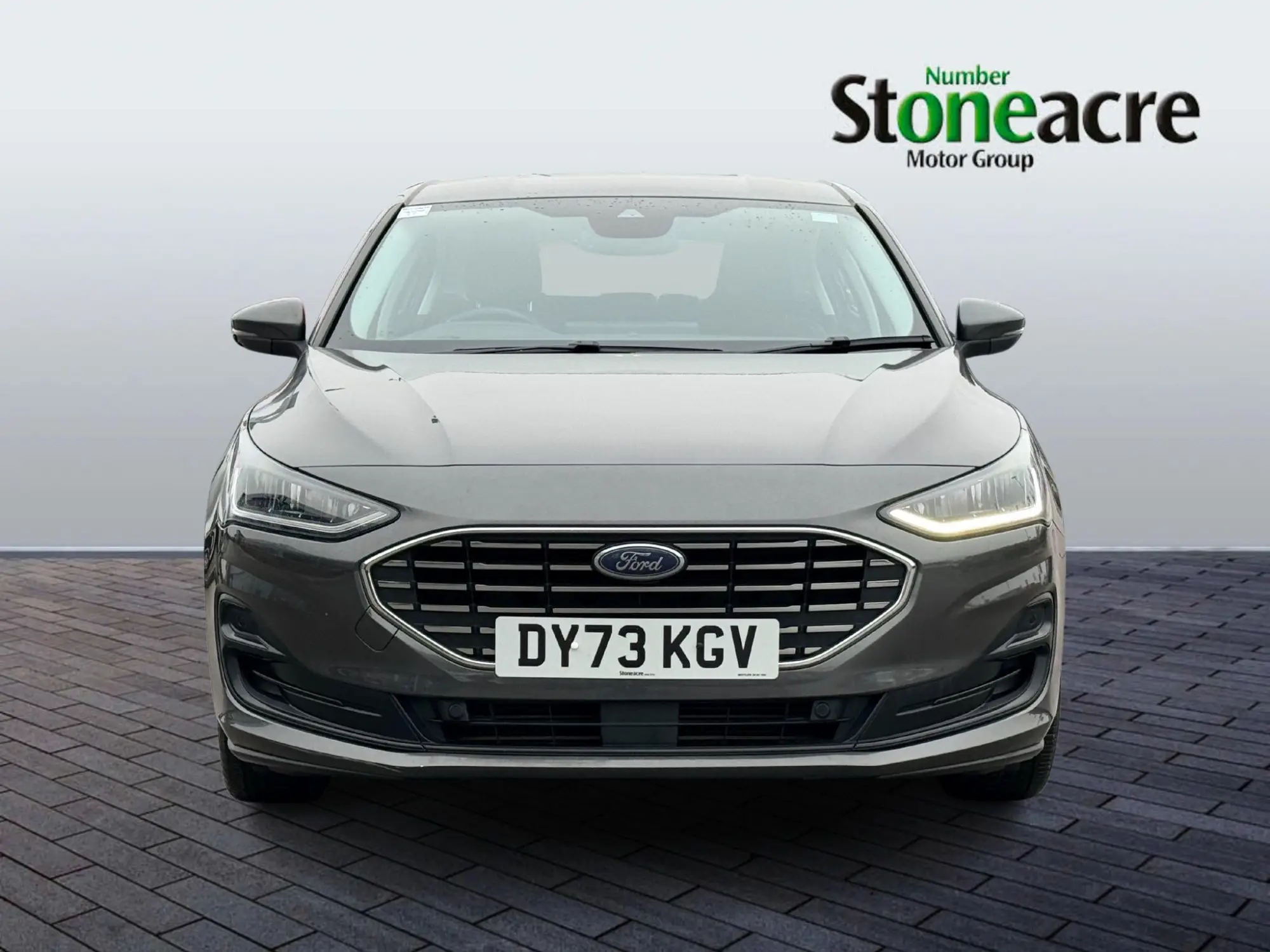Ford Focus 1.0 EcoBoost Titanium 5dr DY73KGV Image 2