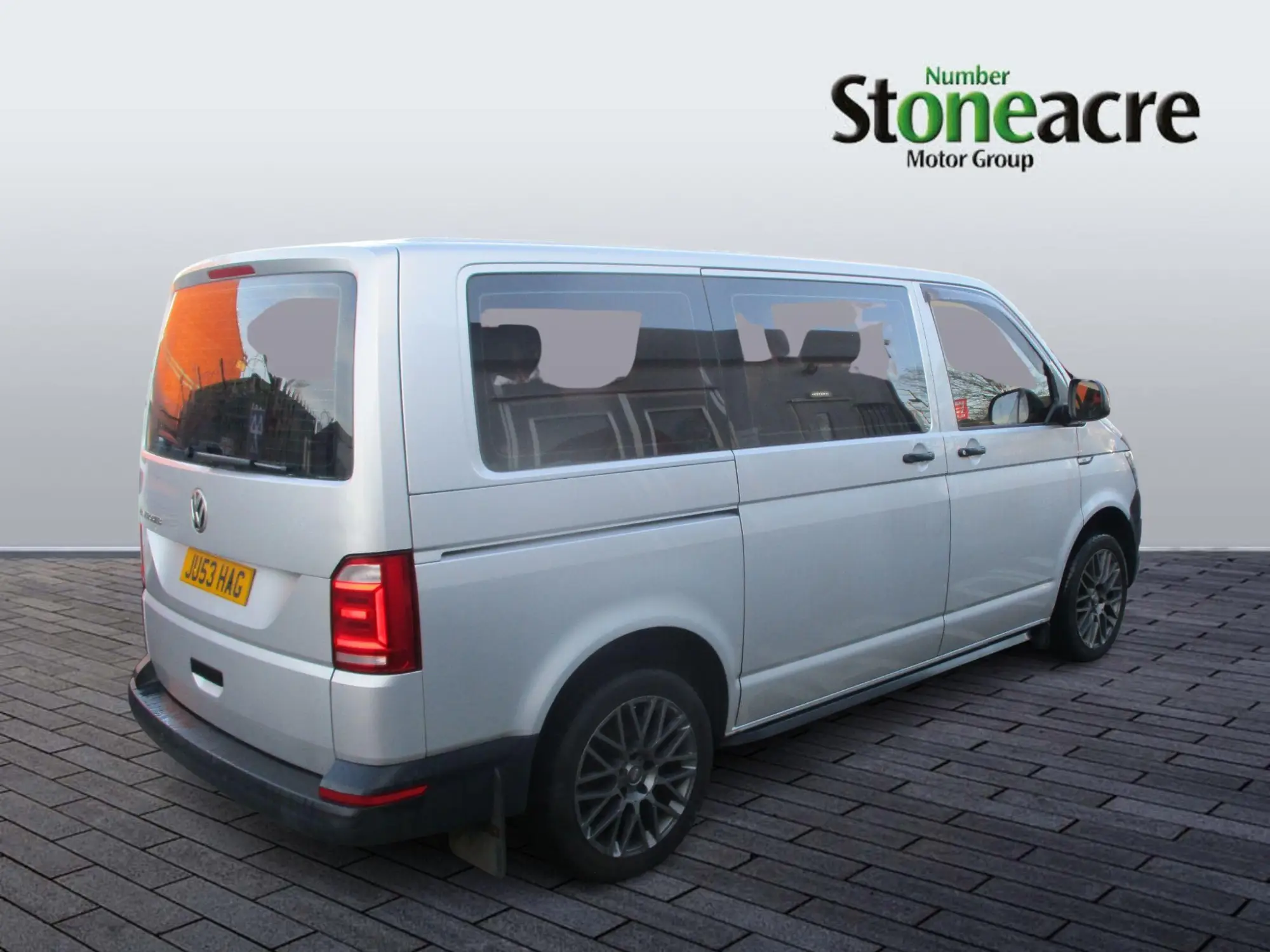 Volkswagen Transporter Shuttle Image 3
