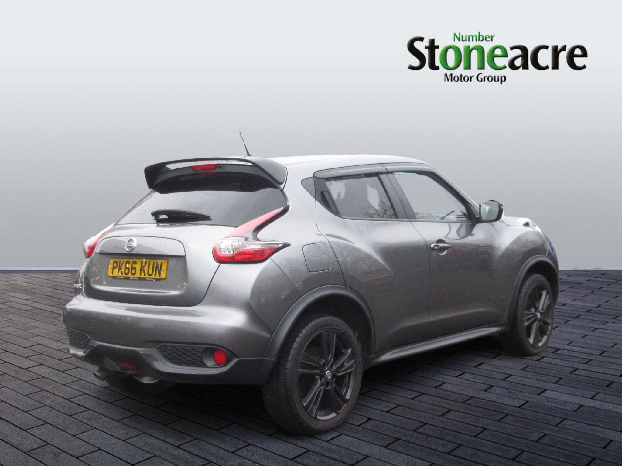 Nissan Juke 1.5 dCi N-Connecta SUV 5dr Diesel Manual Euro 6 (s/s) (110 ps) PK66KUN Image 3