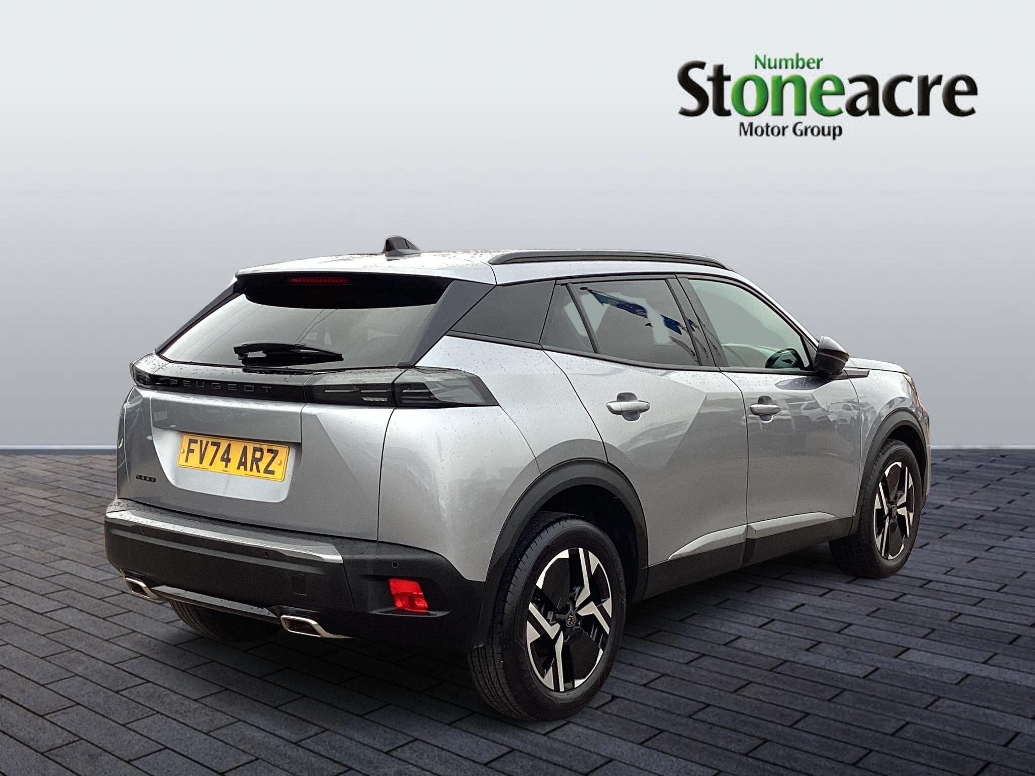 Peugeot 2008 1.2 PureTech Allure Euro 6 (s/s) 5dr FV74ARZ Image 3