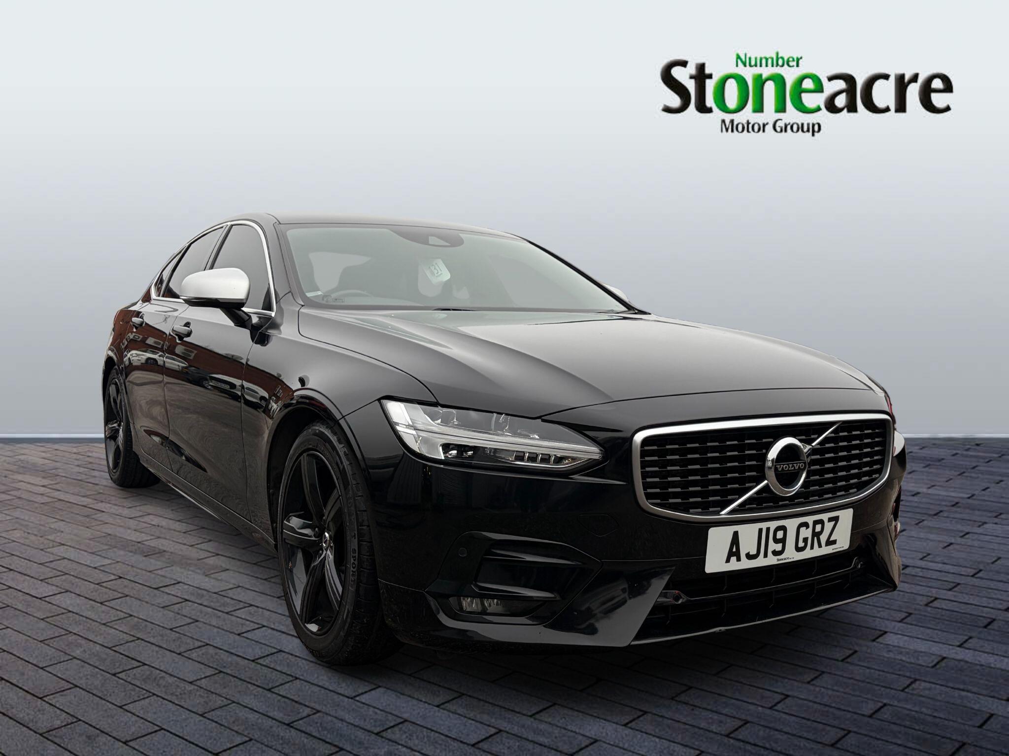 Volvo S90 2.0 T4 R-Design Plus Auto Euro 6 (s/s) 4dr AJ19GRZ Image 1