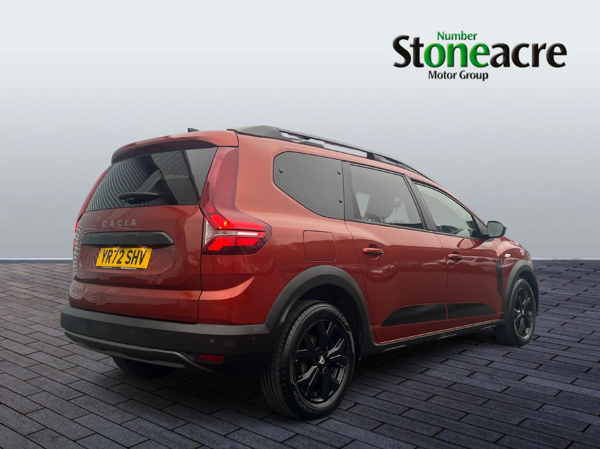 Dacia Jogger Extreme SE TCe 110 4x2 YR72SHV Image 3