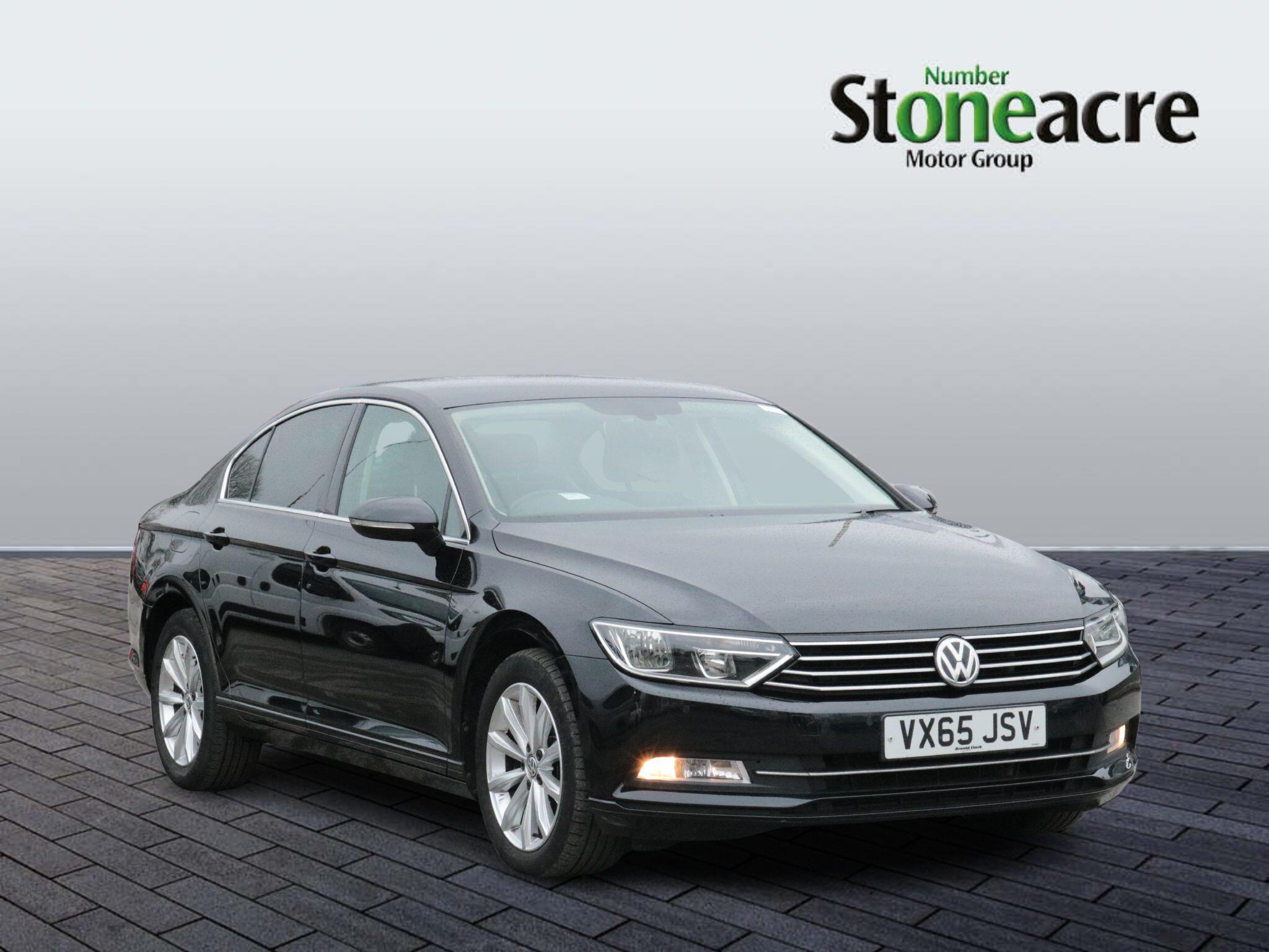 Volkswagen Passat 2.0 TDI BlueMotion Tech SE Business Euro 6 (s/s) 4dr VX65JSV Image 1