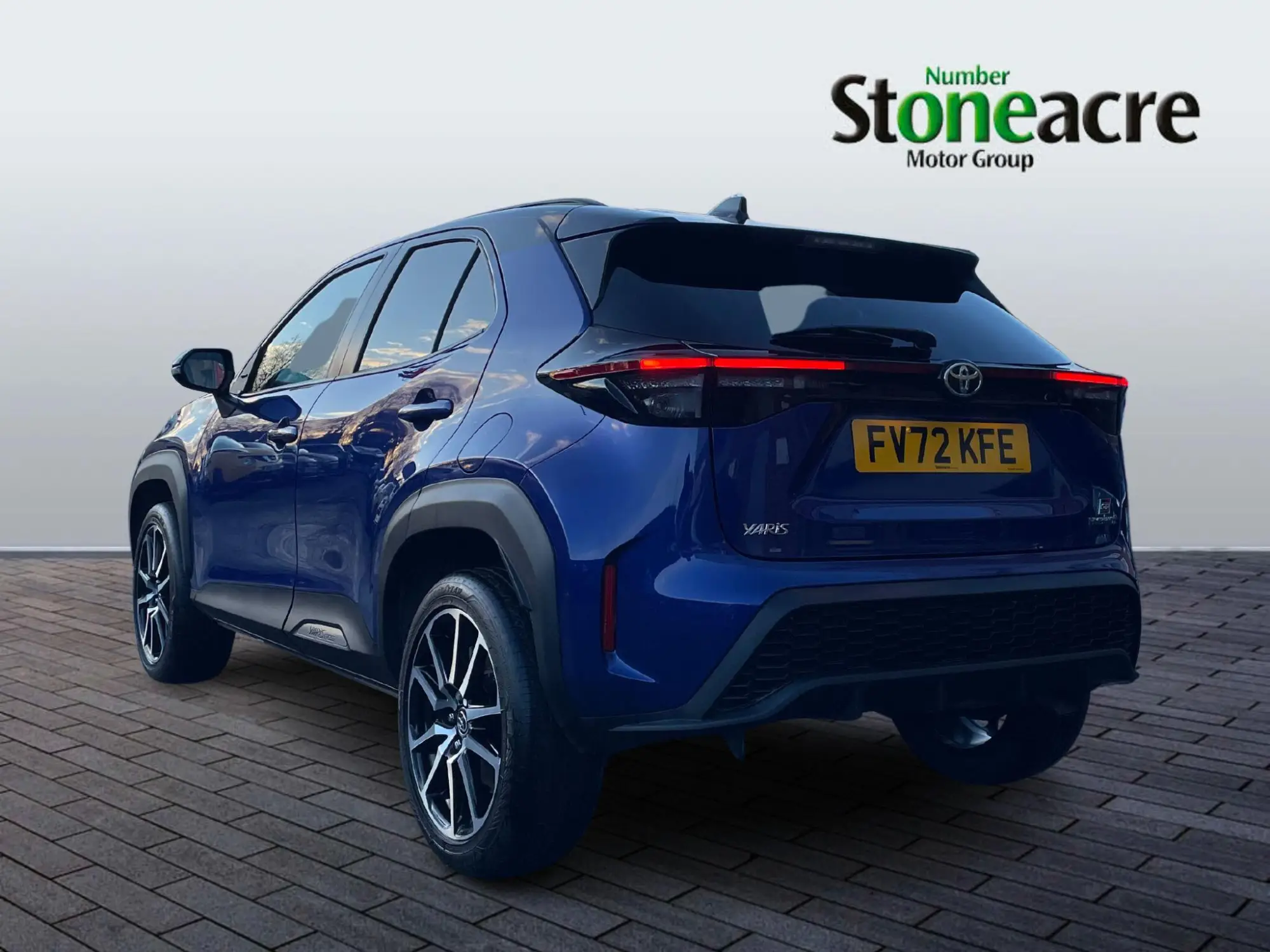 Toyota Yaris Cross 1.5 Hybrid GR Sport 5dr CVT FV72KFE Image 3