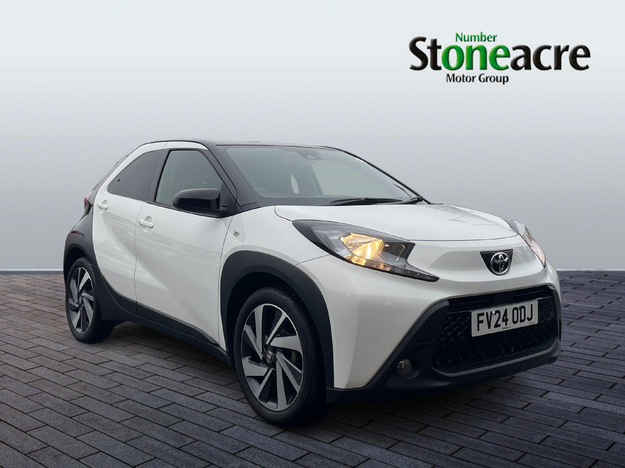 Toyota Aygo X 1.0 VVT-i Edge 5dr FV24ODJ Image 1