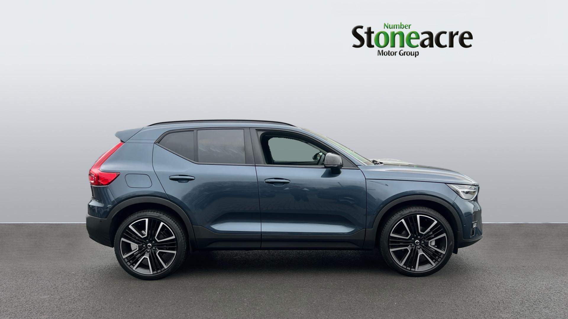 Volvo XC40 Image 3