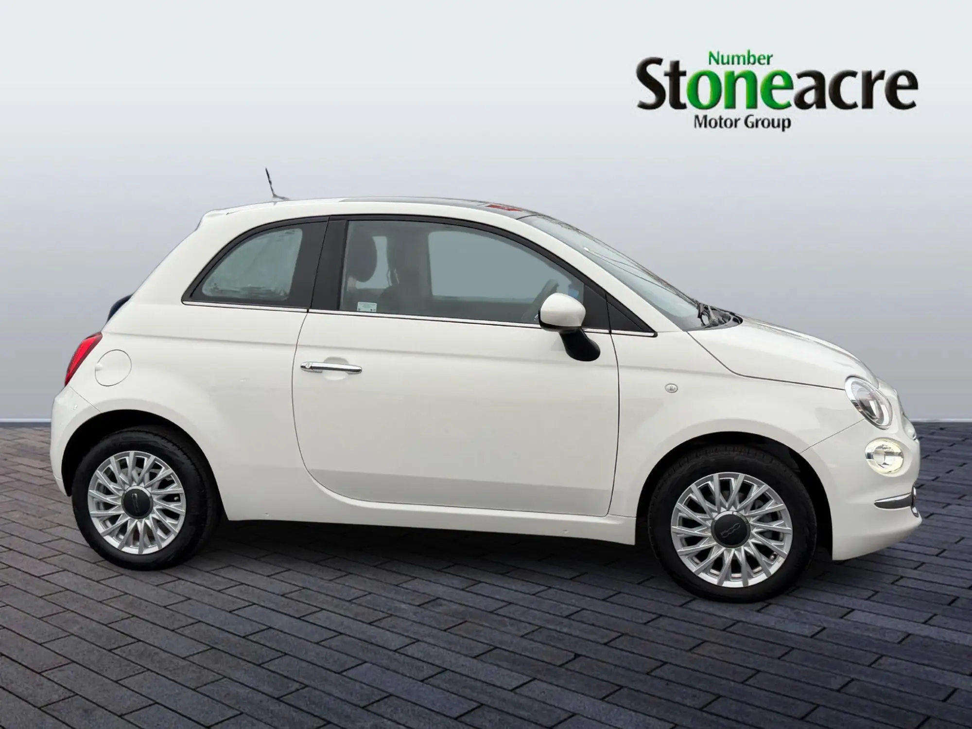 Fiat 500 Hybrid 500 1.0 70hp Mild Hybrid FE24OFN Image 2