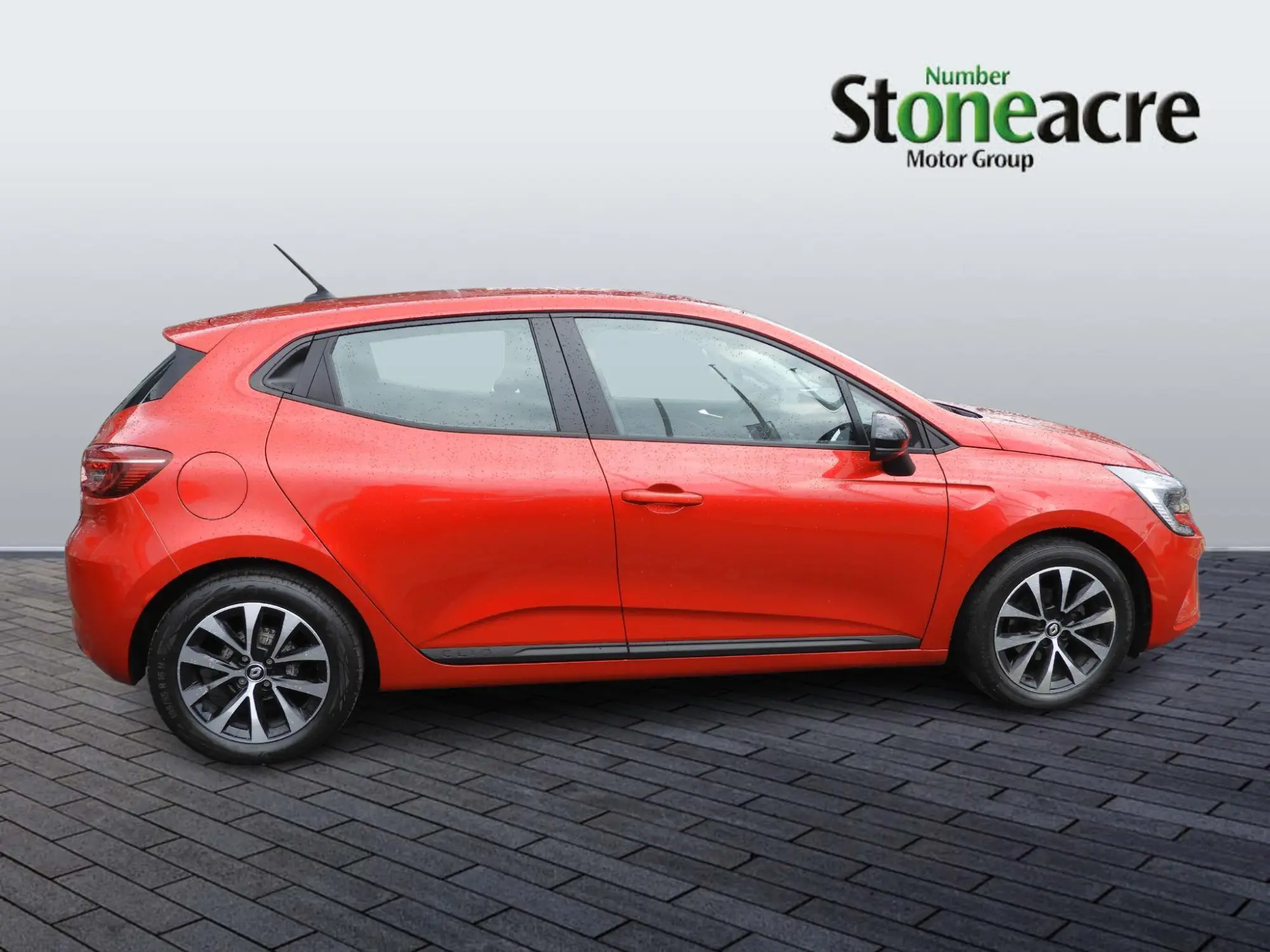 Renault Clio Evolution TCe 90 MY22 HN73TCX Image 2