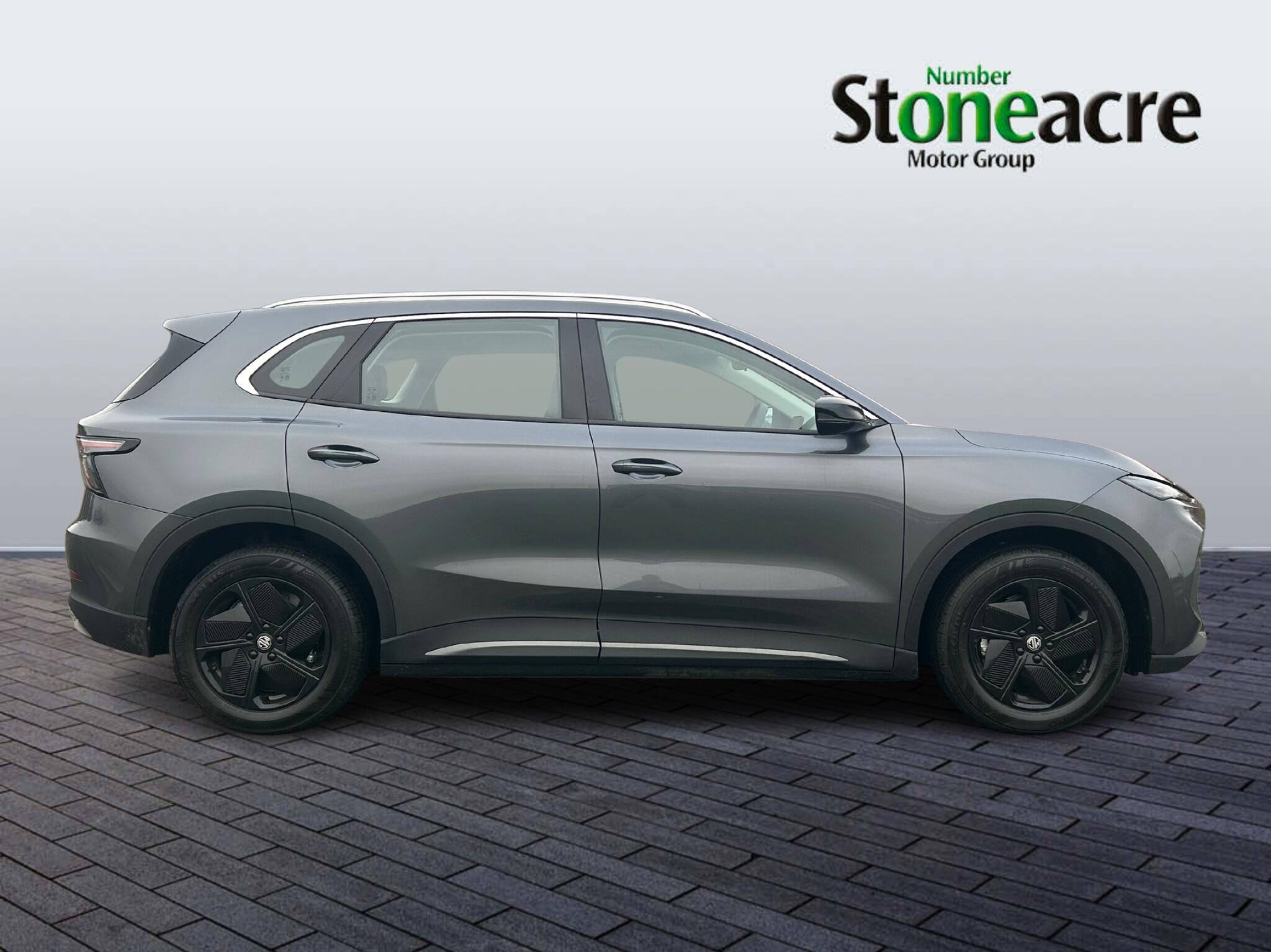 MG S5 EV 49kWh SE Auto 5dr MC75YHF Image 2