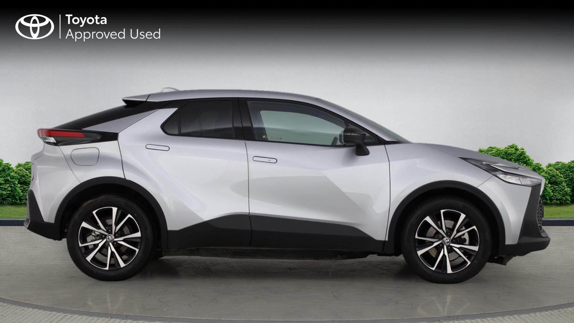 Toyota C-HR Plug-in Hybrid 2.0 VVT-h 13.6 kWh Design CVT Euro 6 (s/s) 5dr GU24AKO Image 2