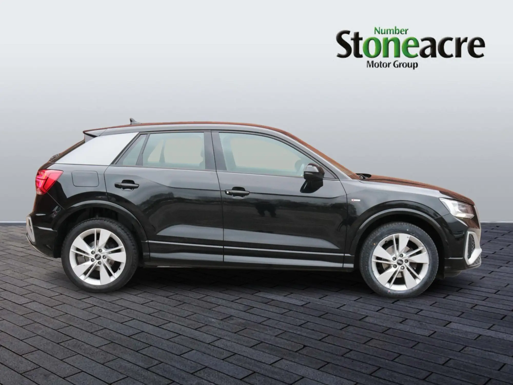 Audi Q2 1.5 TFSI CoD 35 S line S Tronic Euro 6 (s/s) 5dr YY21PHV Image 2