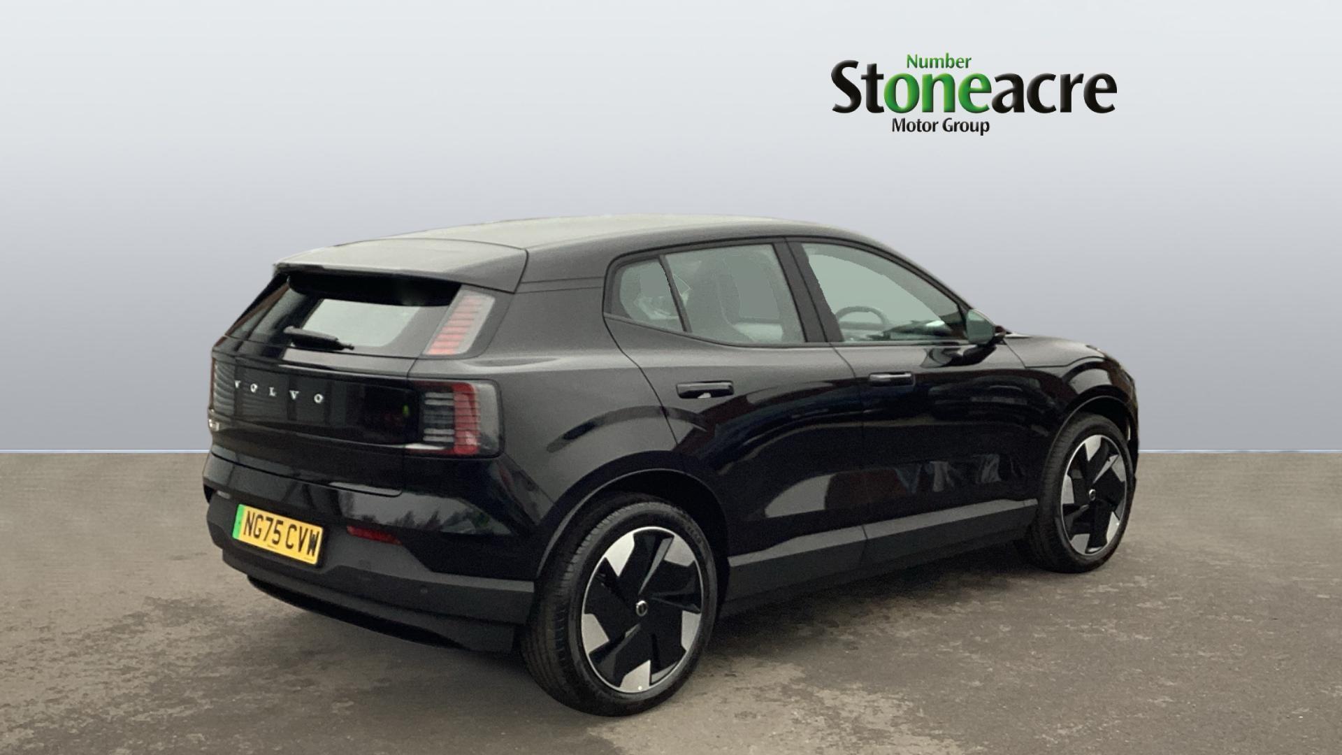 Volvo EX30 200kW SM Extended Range Plus 69kWh 5dr Auto NG75CVW Image 2