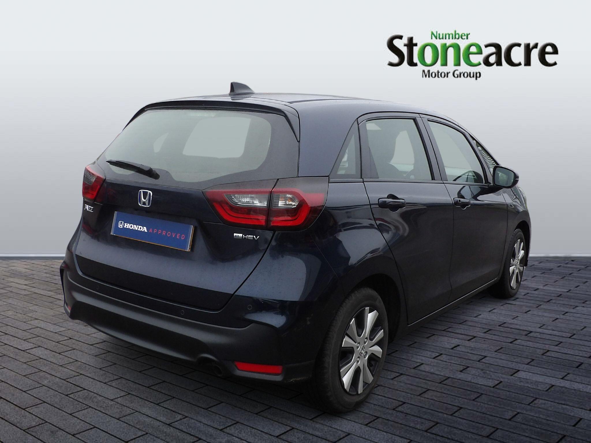 Honda Jazz Hybrid 1.5 h i-MMD Elegance eCVT Euro 6 (s/s) 5dr YO74ODE Image 3