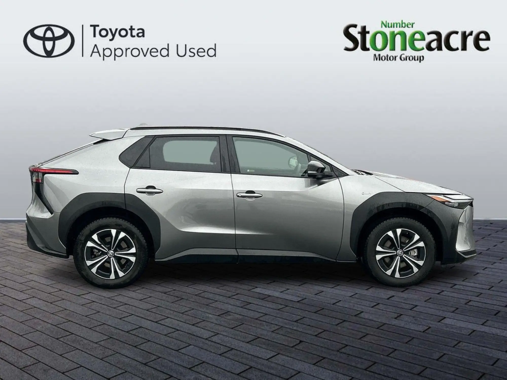 Toyota bZ4X 71.4 kWh Motion Auto 5dr (11kW OBC) ND75MJF Image 2