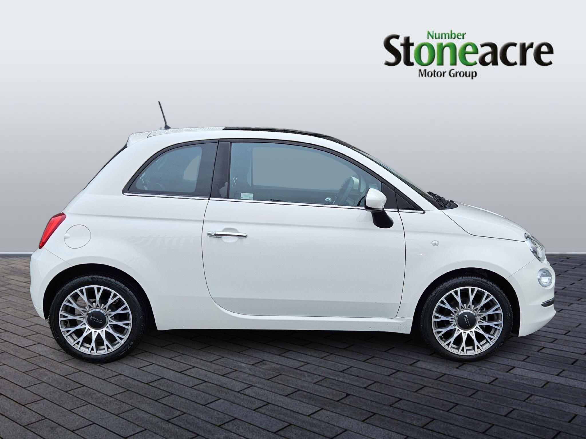 Fiat 500 1.0 Mild Hybrid Star 3dr DK70JXS Image 2
