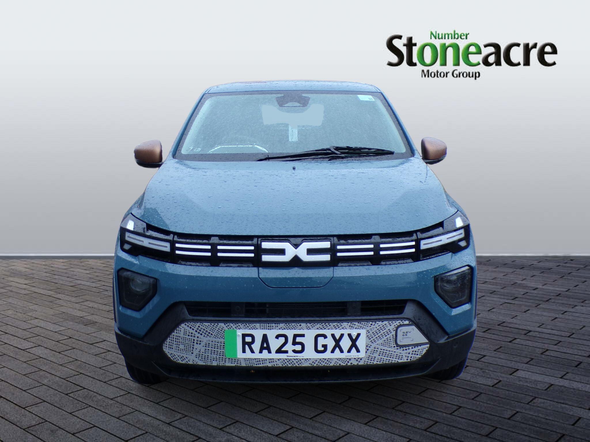 Dacia Spring 65 26.8kWh EXTREME Auto 5dr RA25GXX Image 2