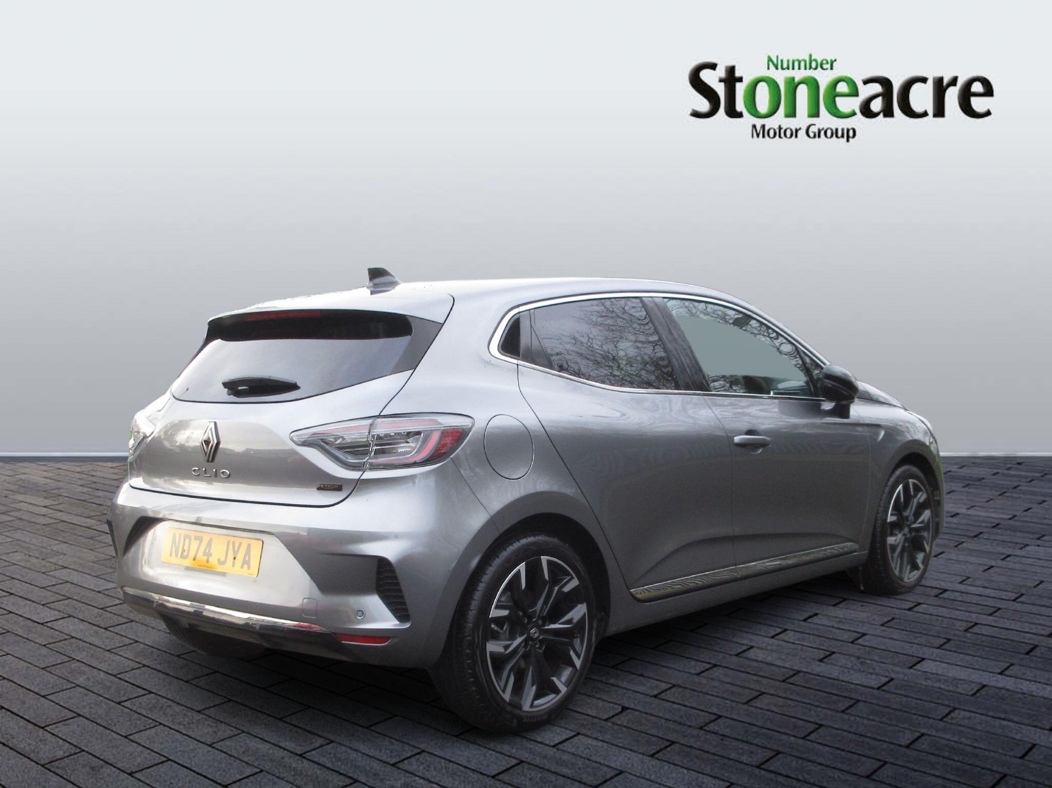 Renault Clio E-Tech 1.6 E-TECH techno Auto Euro 6 (s/s) 5dr ND74JYA Image 3