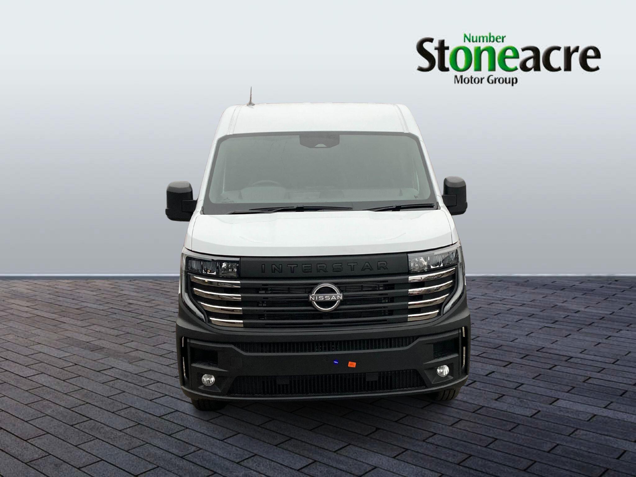 Nissan Interstar 2.0 dCi 35 Acenta Auto L3 H2 Euro 6 (s/s) 4dr Image 2