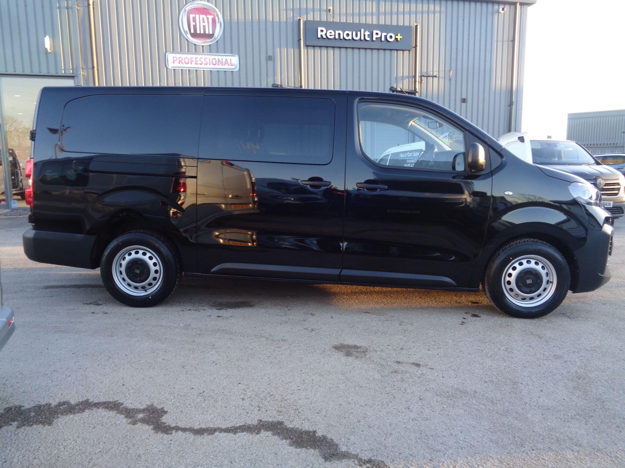 Fiat Scudo Crew Van 2.0 Multijet Crew Van LWB Euro 6 6dr Image 2
