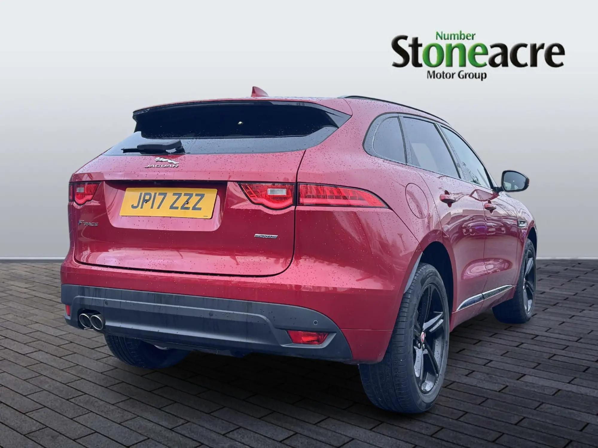Jaguar F-Pace 2.0d R-Sport 5dr Auto AWD JP17ZZZ Image 3