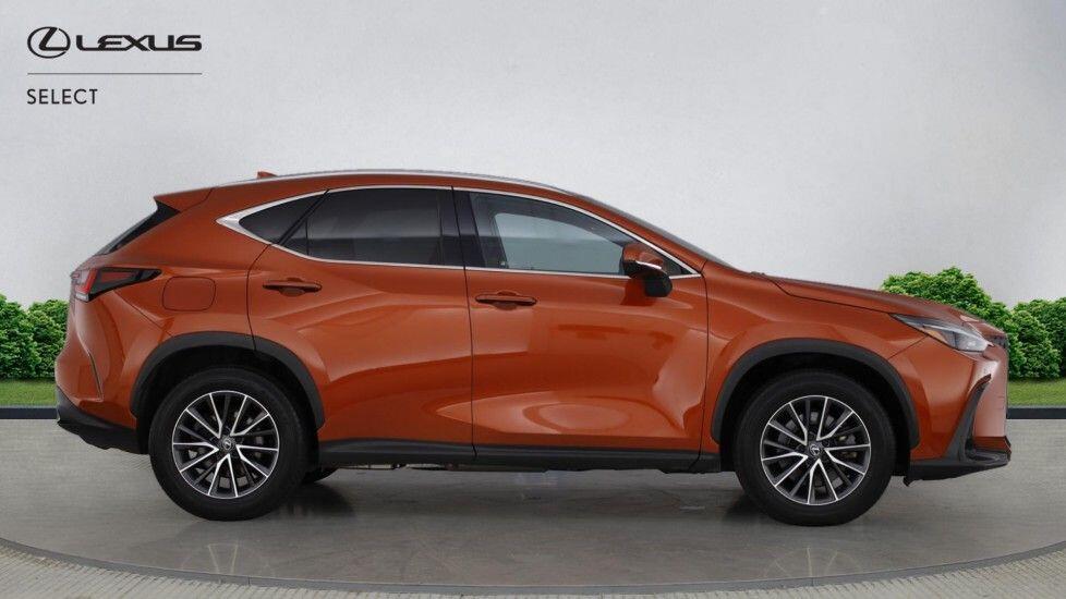 Lexus NX Plug-in Hybrid 2.5 450h+ 18.1kWh Premium E-CVT 4WD Euro 6 (s/s) 5dr WU74UMW Image 2