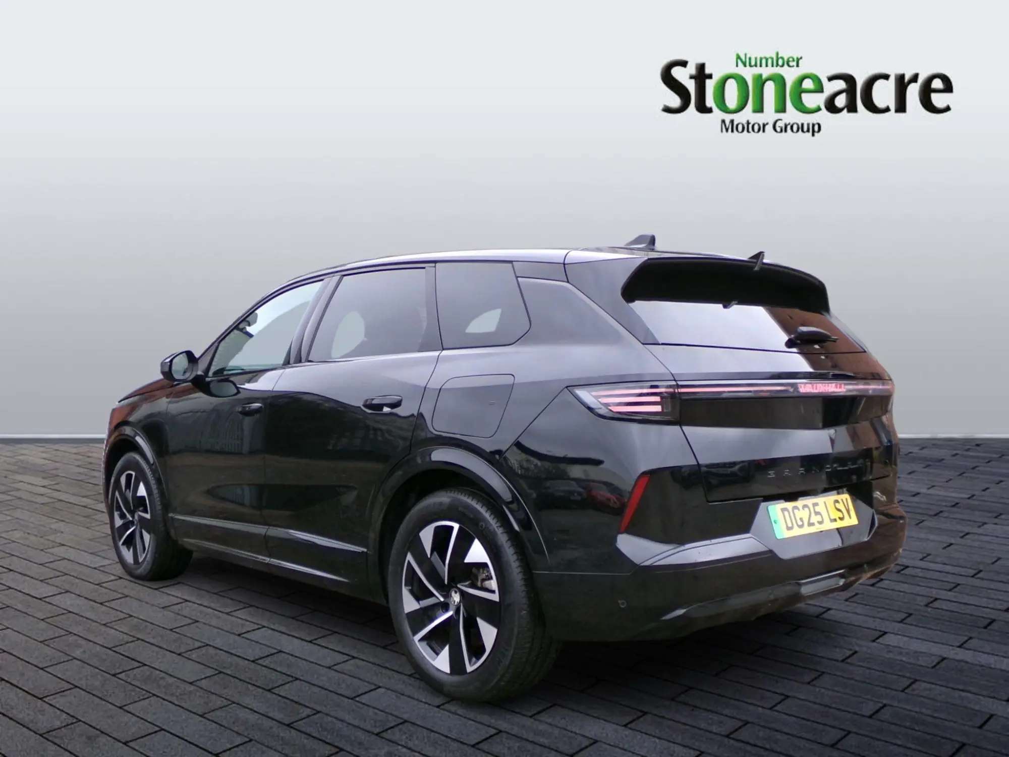 Vauxhall Grandland Electric Image 5