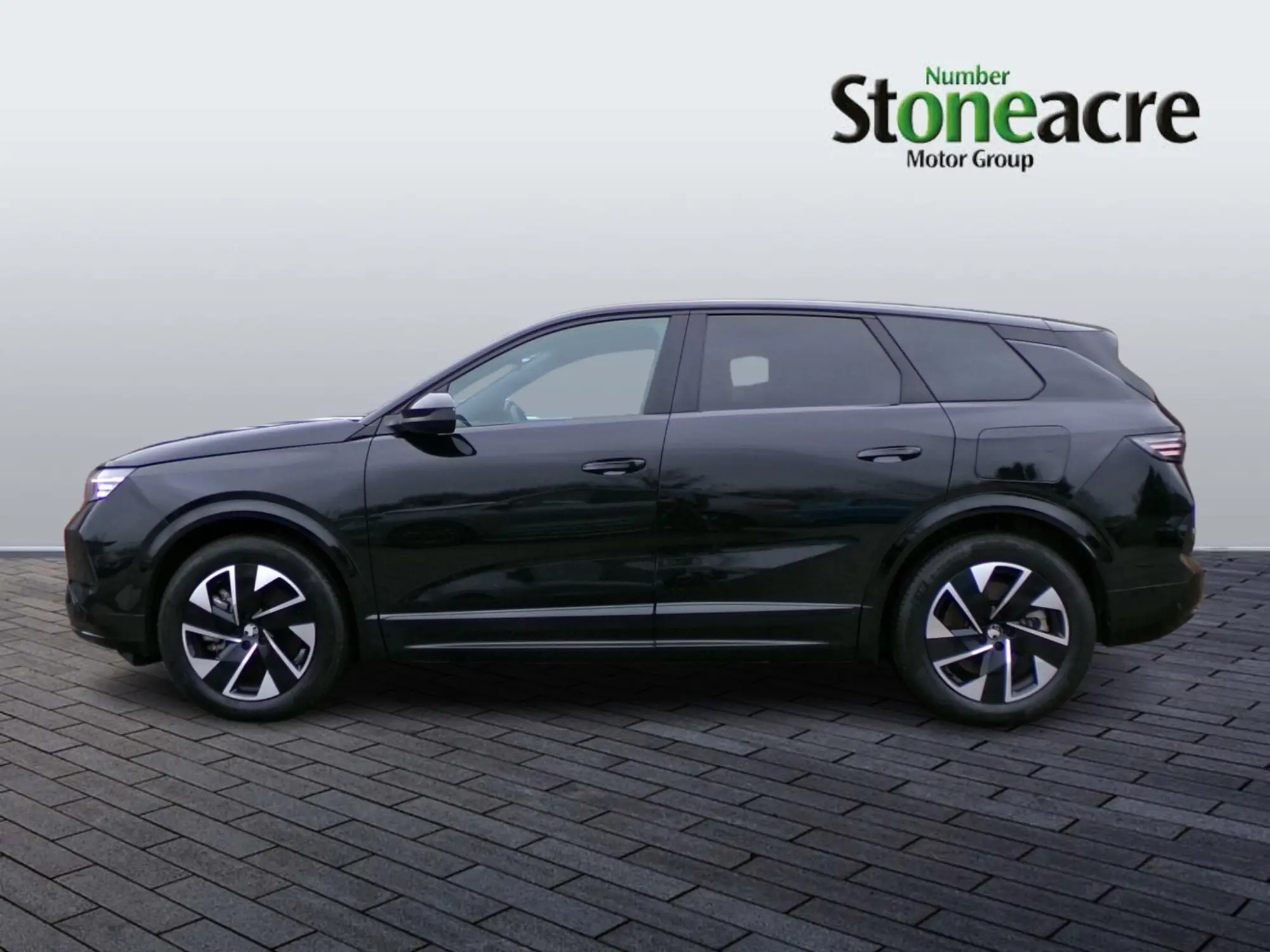 Vauxhall Grandland Electric Image 6