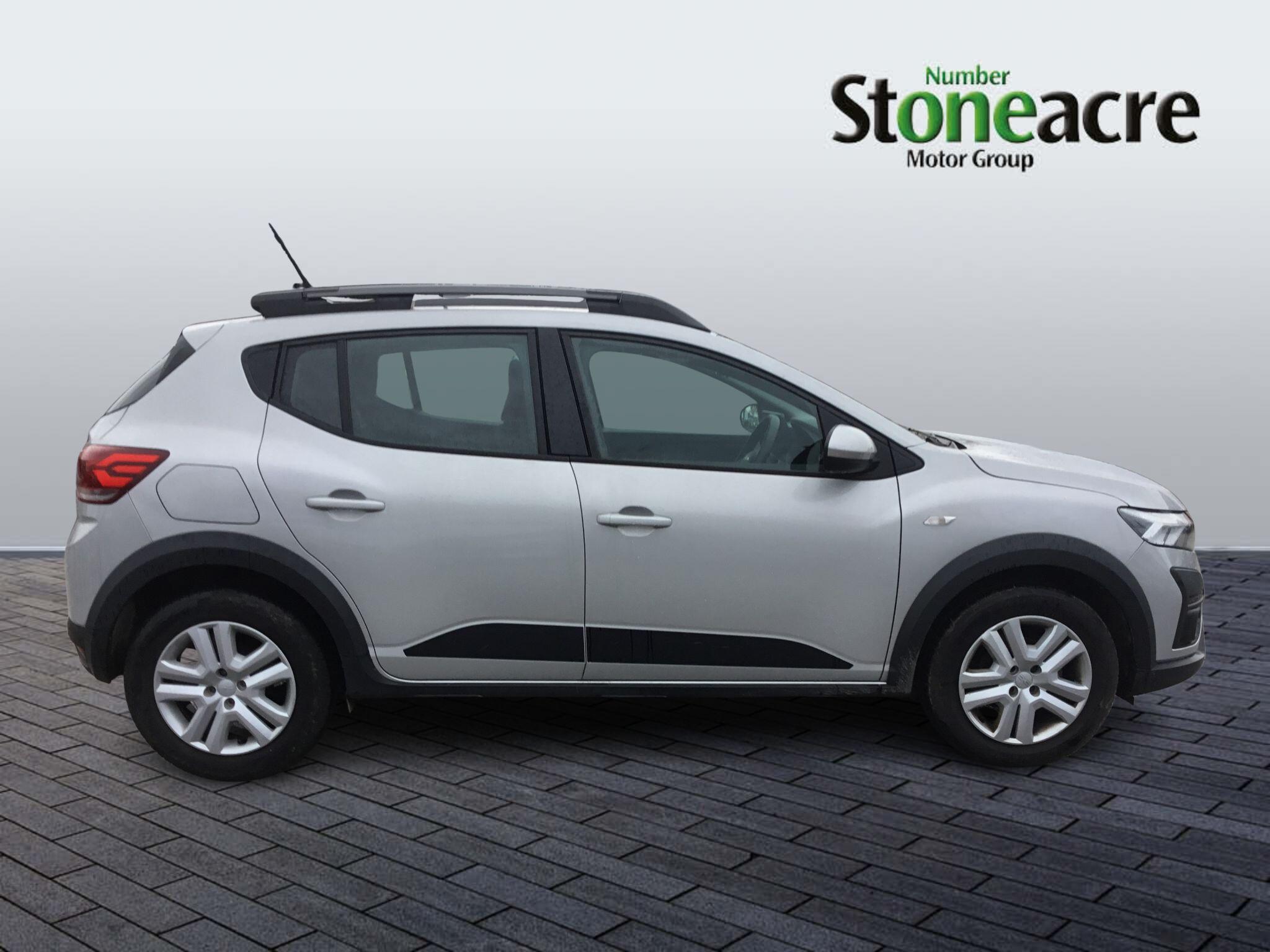 Dacia Sandero Stepway Stepway Expression TCe 100 Bi-Fuel MY23 HT73KFA Image 2