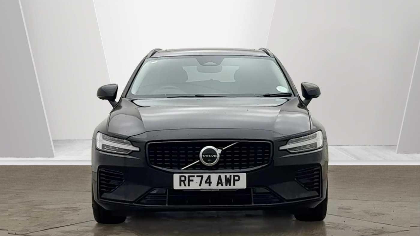 Volvo V60 Plug-In Hybrid 2.0 T8 18.8kWh Ultra Auto AWD Euro 6 (s/s) 5dr RF74AWP Image 2