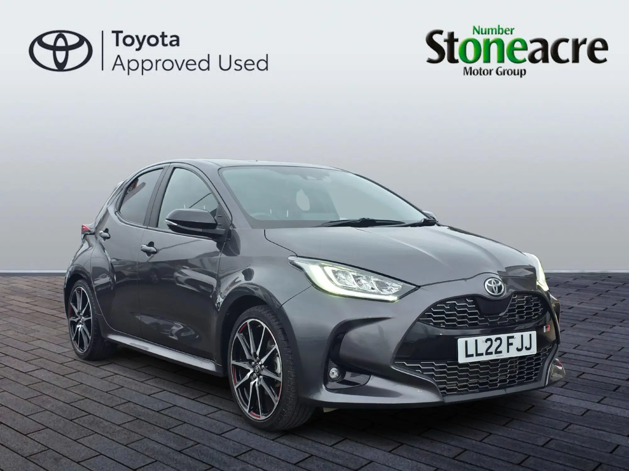 Toyota Yaris 1.5 Hybrid GR Sport 5dr CVT LL22FJJ Image 1