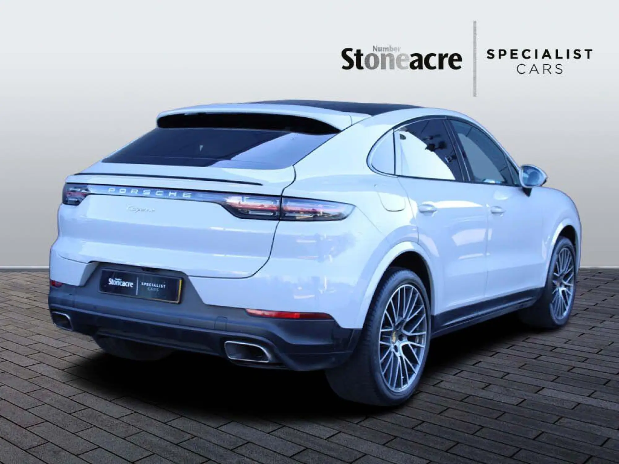 Porsche Cayenne Coupe 3.0T V6 TiptronicS 4WD Euro 6 (s/s) 5dr CA69SXS Image 3