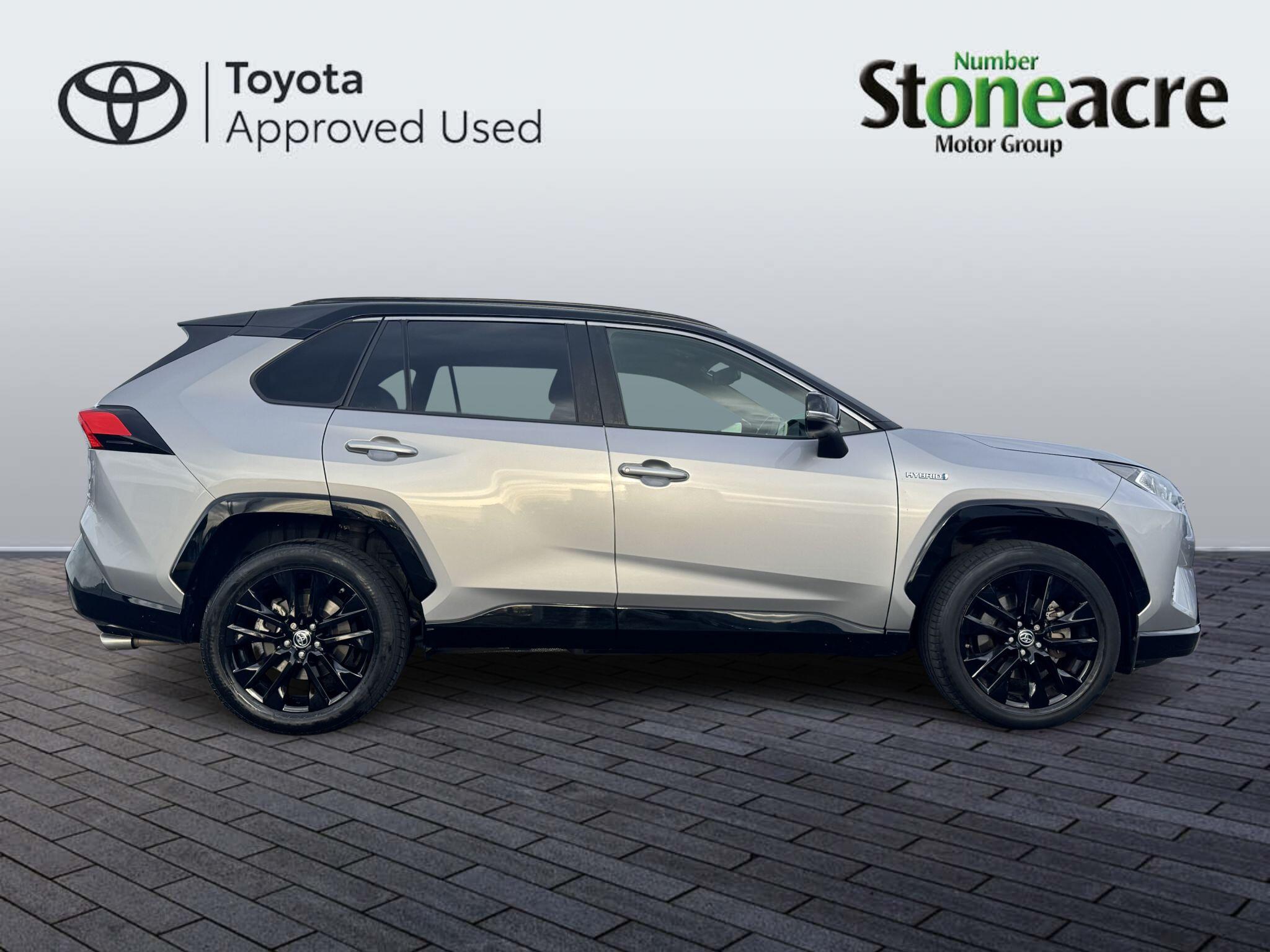 Toyota RAV4 Self-Charging Hybrid 2.5 VVT-h GPF Dynamic SUV 5dr Petrol Hybrid CVT Euro 6 (s/s) (218 ps) VK70OBD Image 2