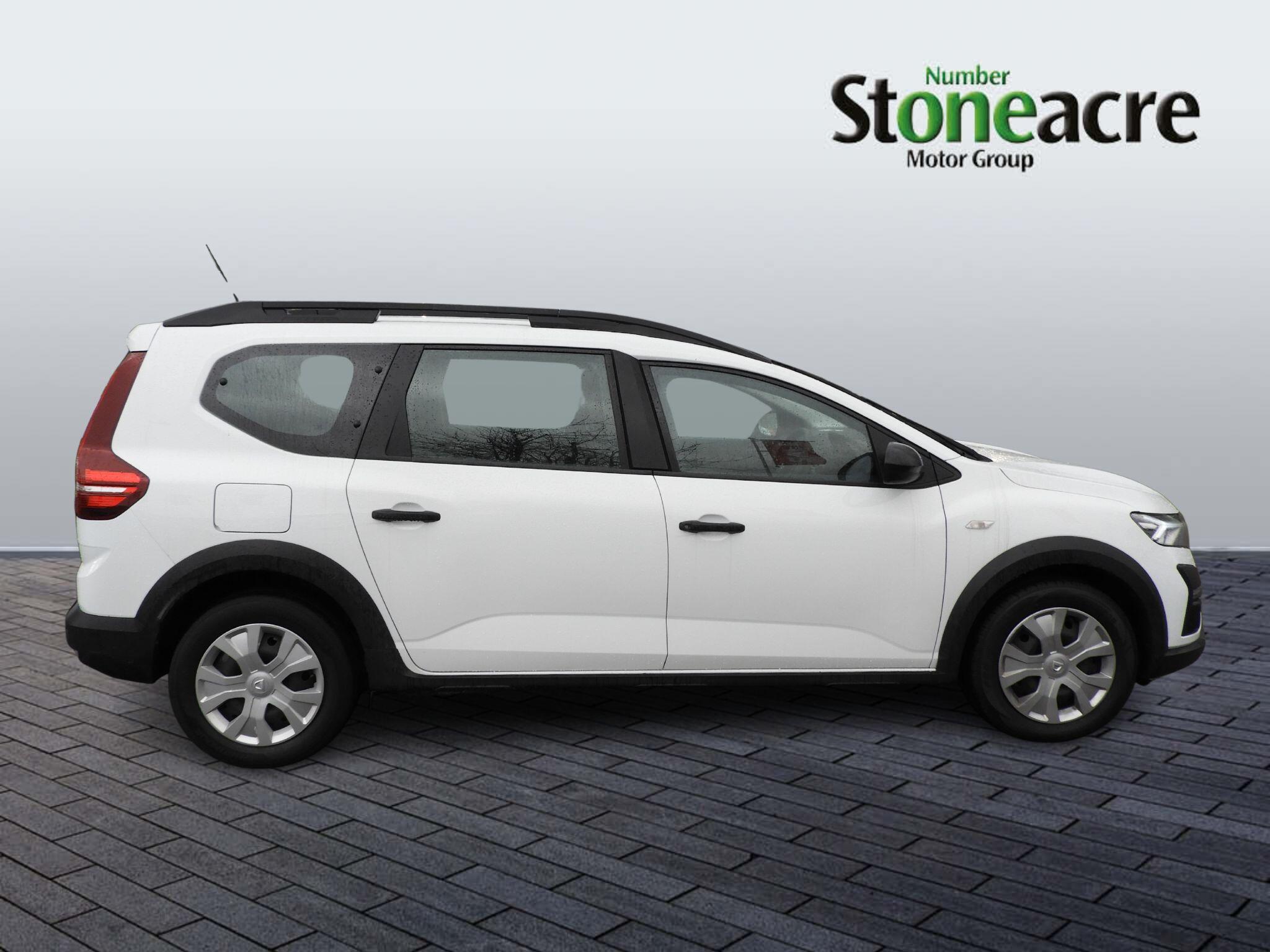 Dacia Jogger 1.0 TCe Essential Euro 6 (s/s) 5dr FL72UMF Image 2