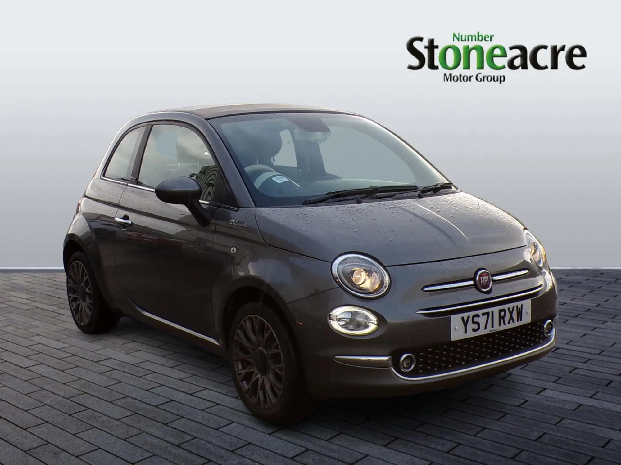 Fiat 500c 1.0 70hp Mild Hybrid Dolcevita Plus Convertible YS71RXW Image 1