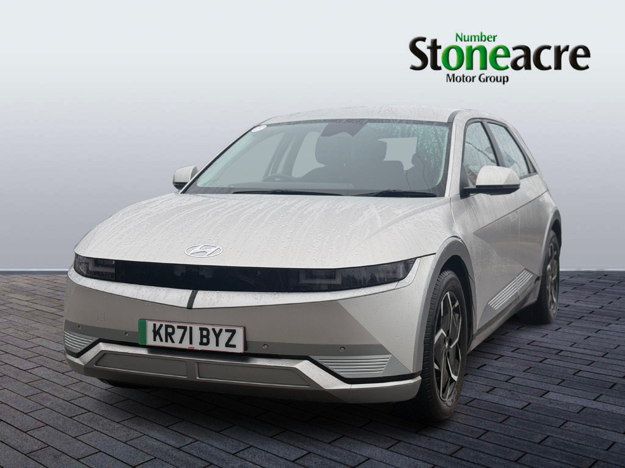 Hyundai IONIQ 5 73kWh Premium Auto 5dr KR71BYZ Image 3