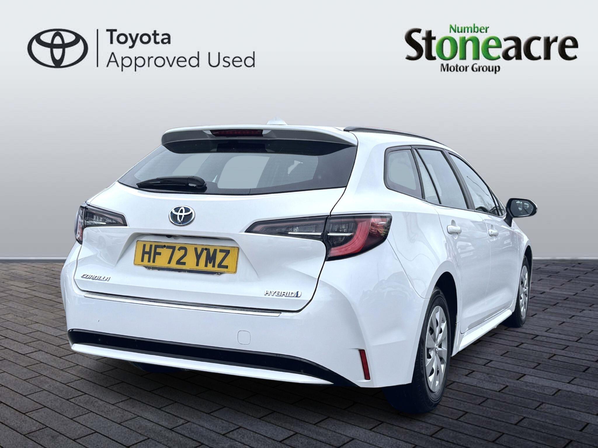 Toyota Corolla Commercial 1.8 VVT-h CVT Euro 6 (s/s) 5dr HF72YMZ Image 3