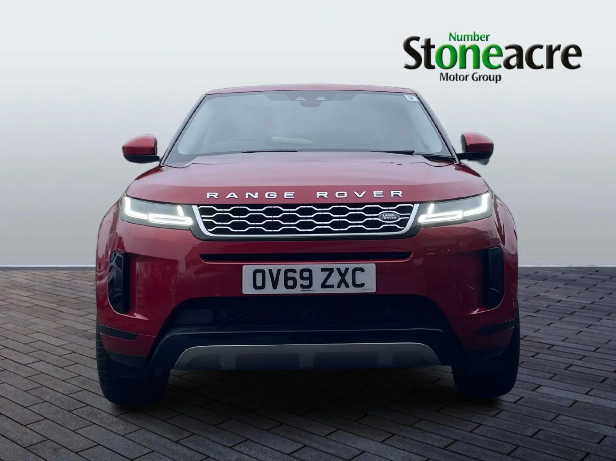 Land Rover Range Rover Evoque 2.0 D180 HSE Auto 4WD Euro 6 (s/s) 5dr OV69ZXC Image 2