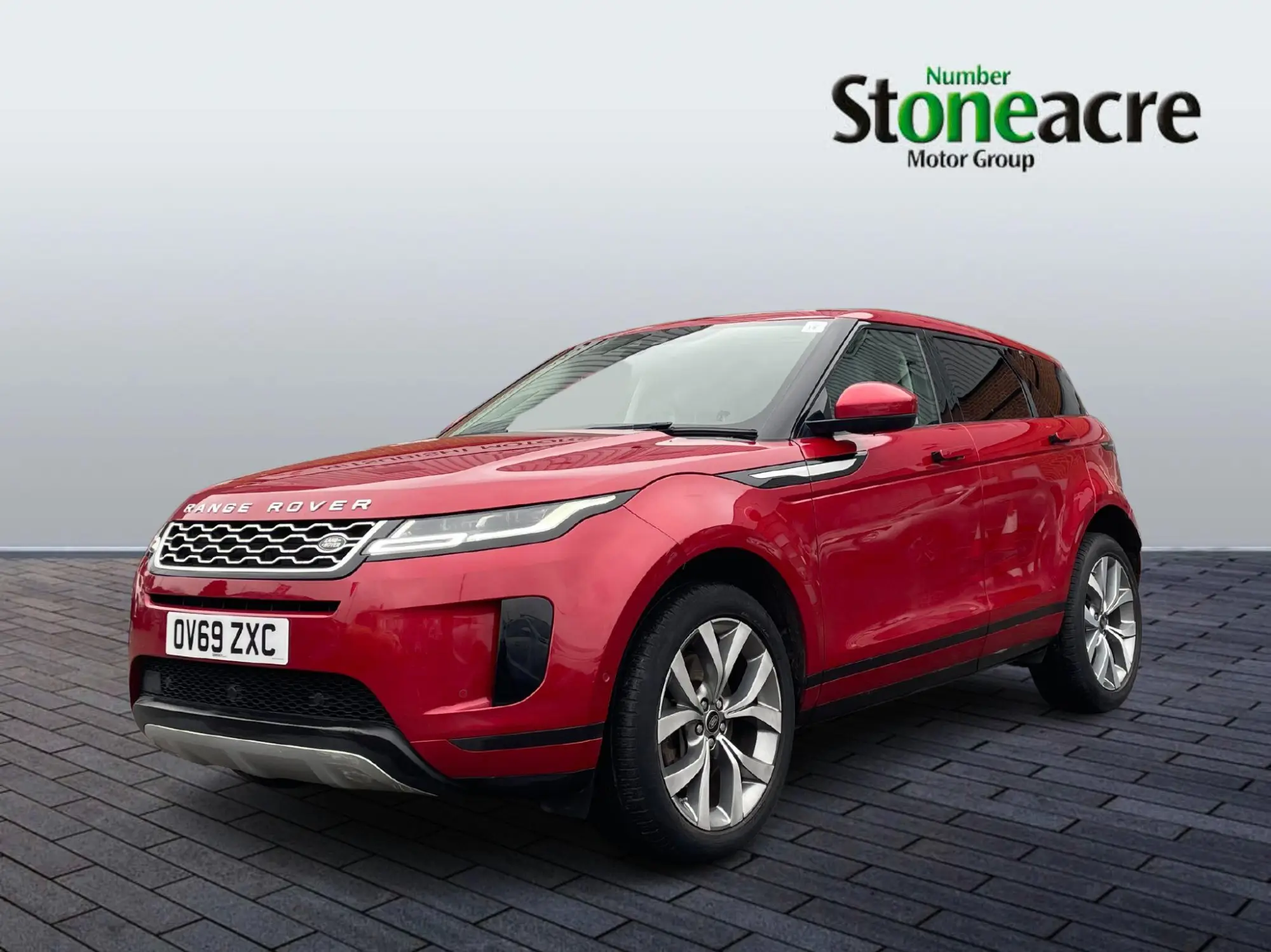 Land Rover Range Rover Evoque 2.0 D180 HSE Auto 4WD Euro 6 (s/s) 5dr OV69ZXC Image 3