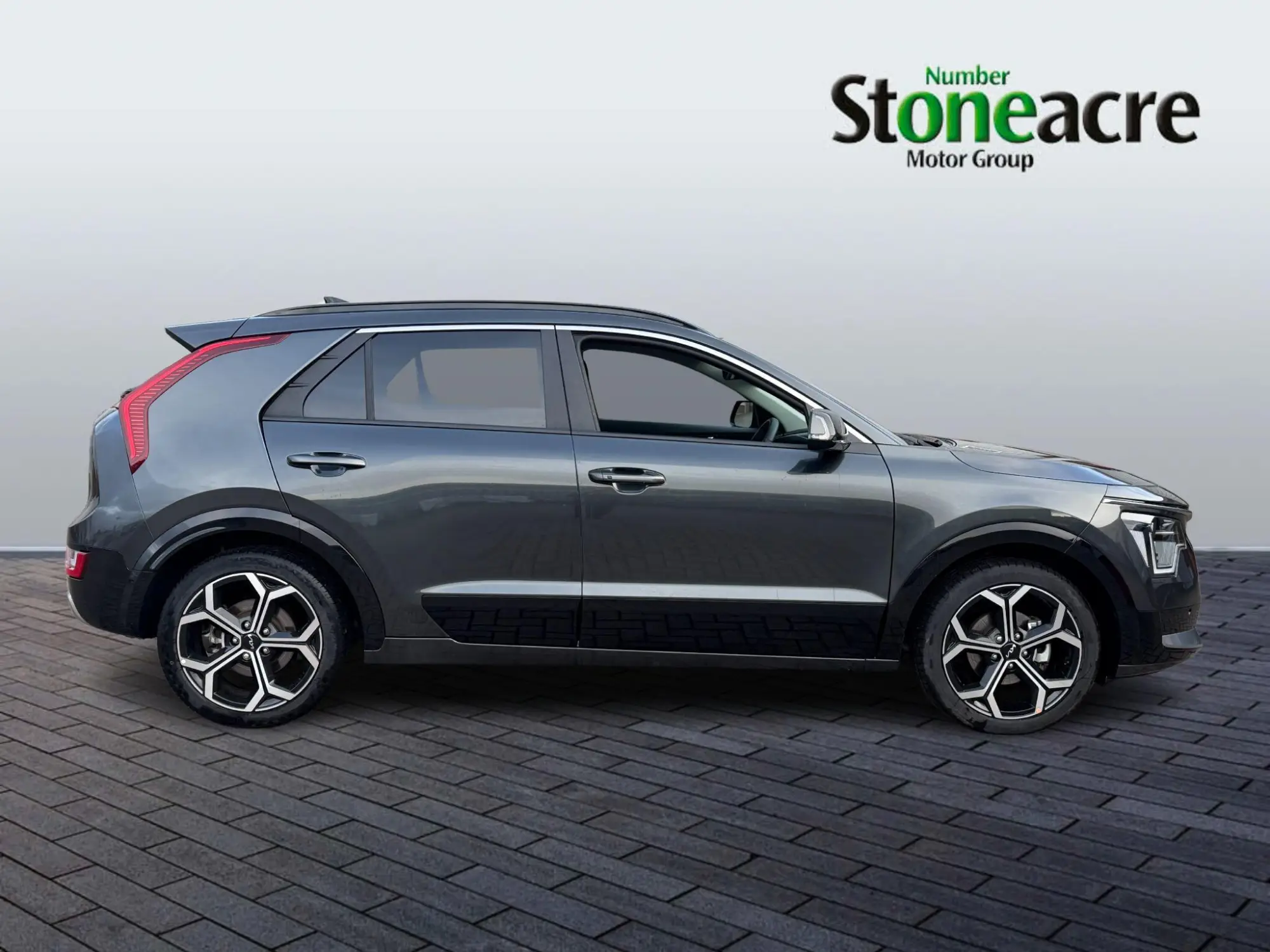 Kia Niro 1.6h GDi 3 DCT Euro 6 (s/s) 5dr LG25SVX Image 2