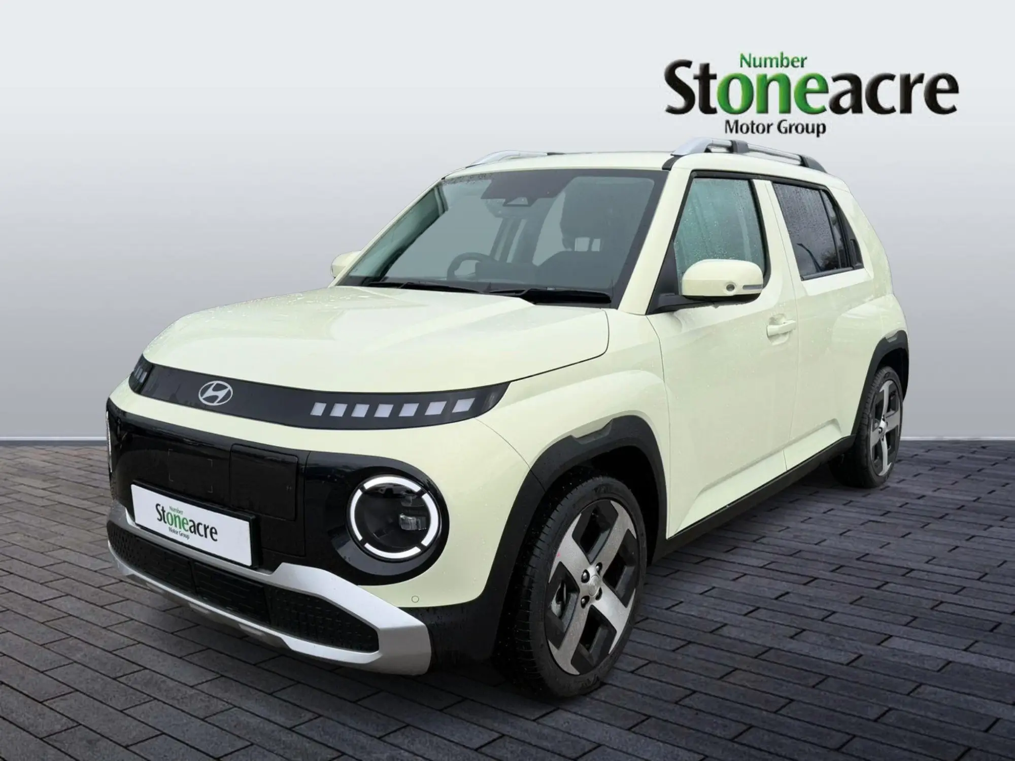 Hyundai INSTER Long Range 49kWh 02 Auto 5dr YM75XTU Image 3