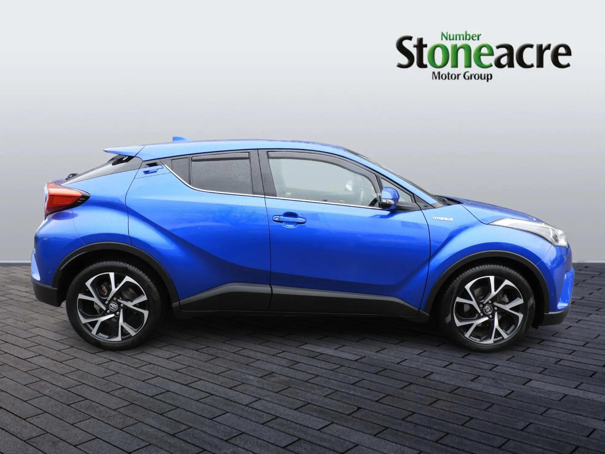 Toyota C-HR Self-Charging Hybrid 1.8 Hybrid Design 5dr CVT LGZ8959 Image 2