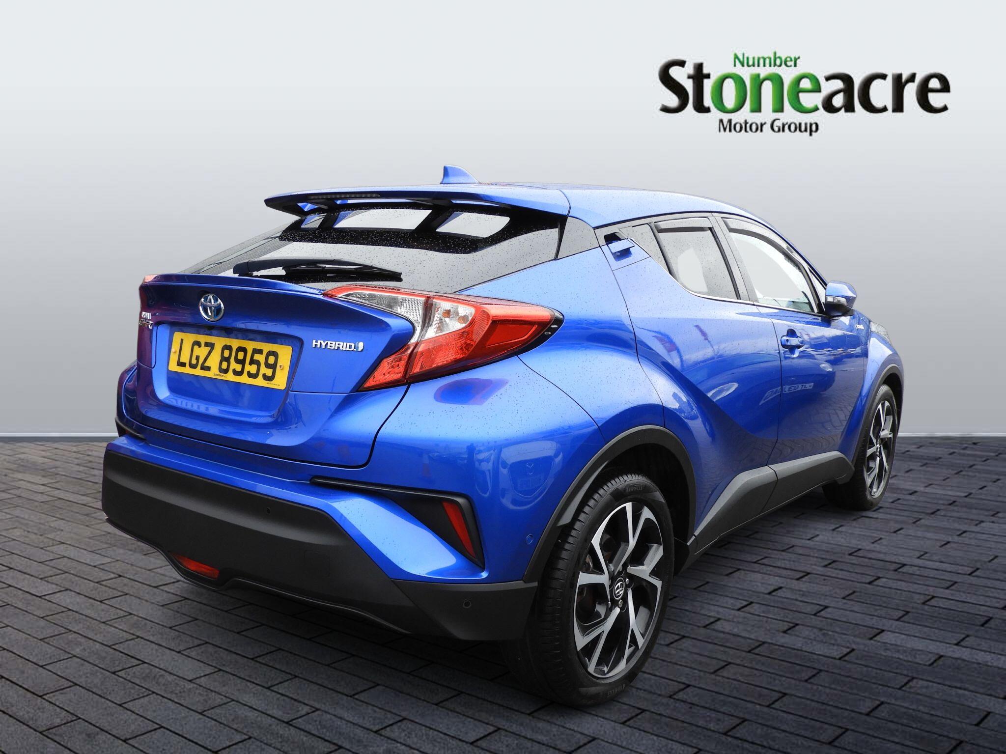 Toyota C-HR Self-Charging Hybrid 1.8 Hybrid Design 5dr CVT LGZ8959 Image 3