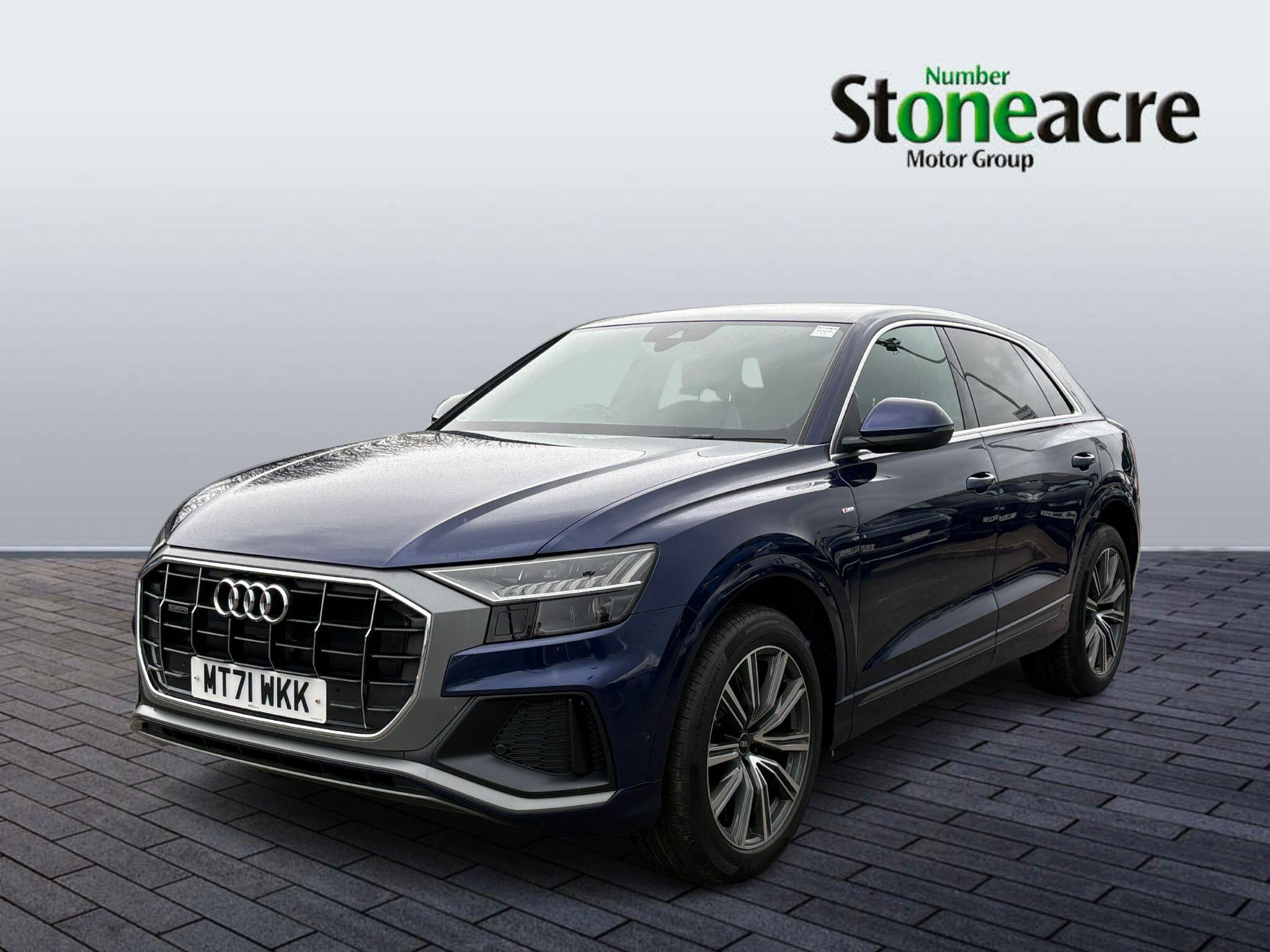 Audi Q8 3.0 TDI V6 50 S line Tiptronic quattro Euro 6 (s/s) 5dr MT71WKK Image 3