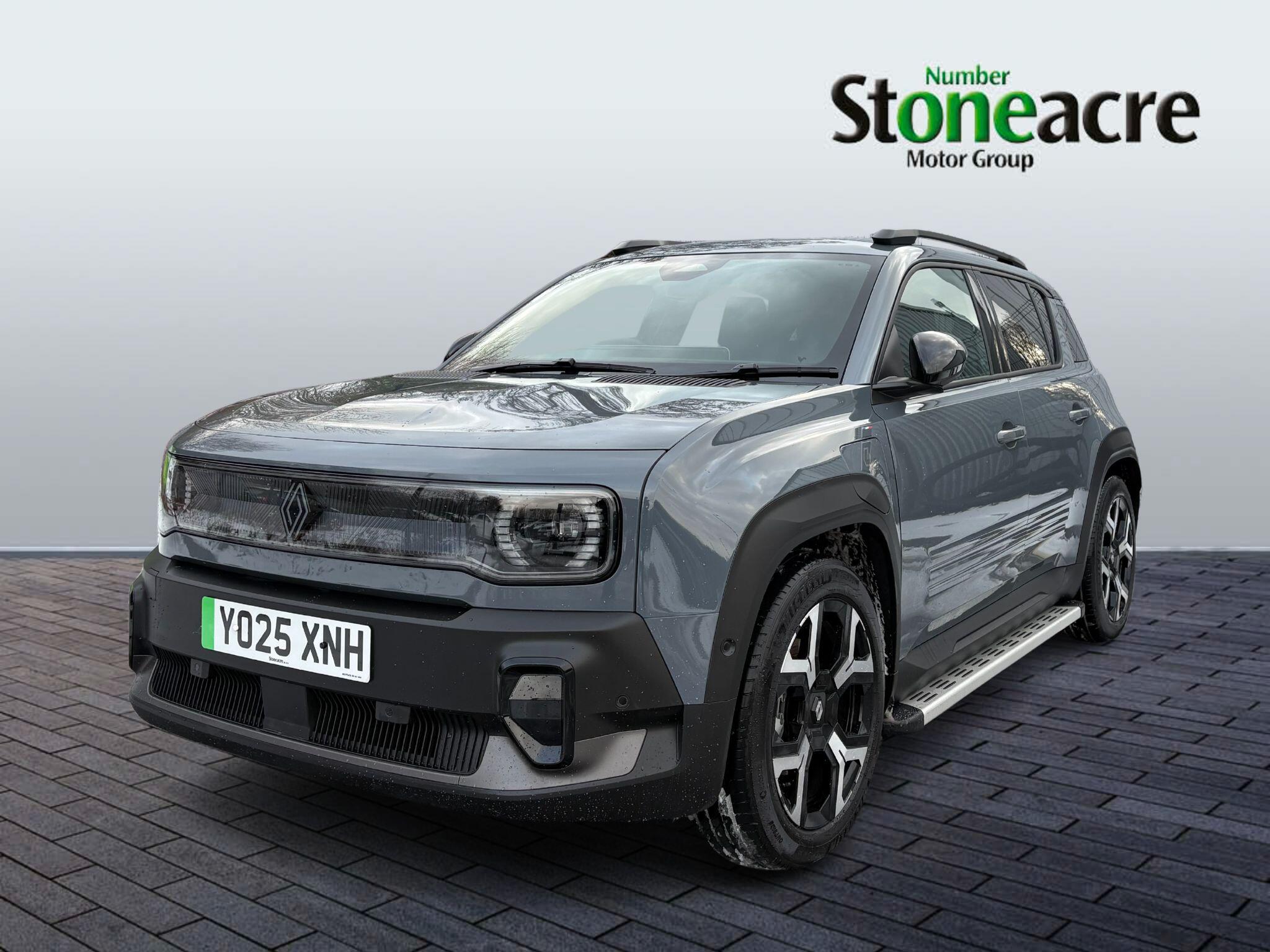 Renault 4 E-Tech Electric comfort range 52kWh techno Auto 5dr YO25XNH Image 3