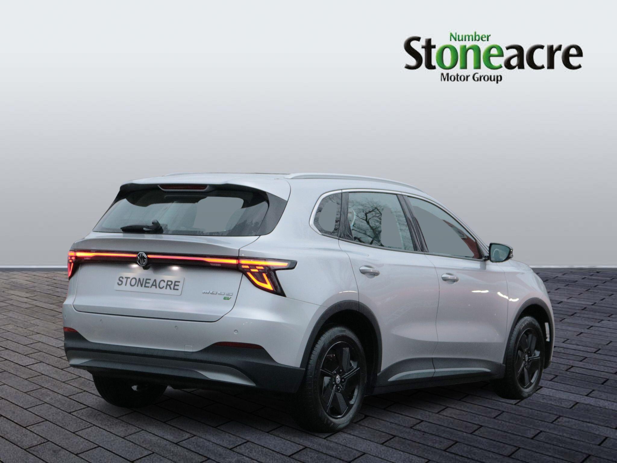 MG S5 EV 49kWh SE Auto 5dr MC75YMF Image 2