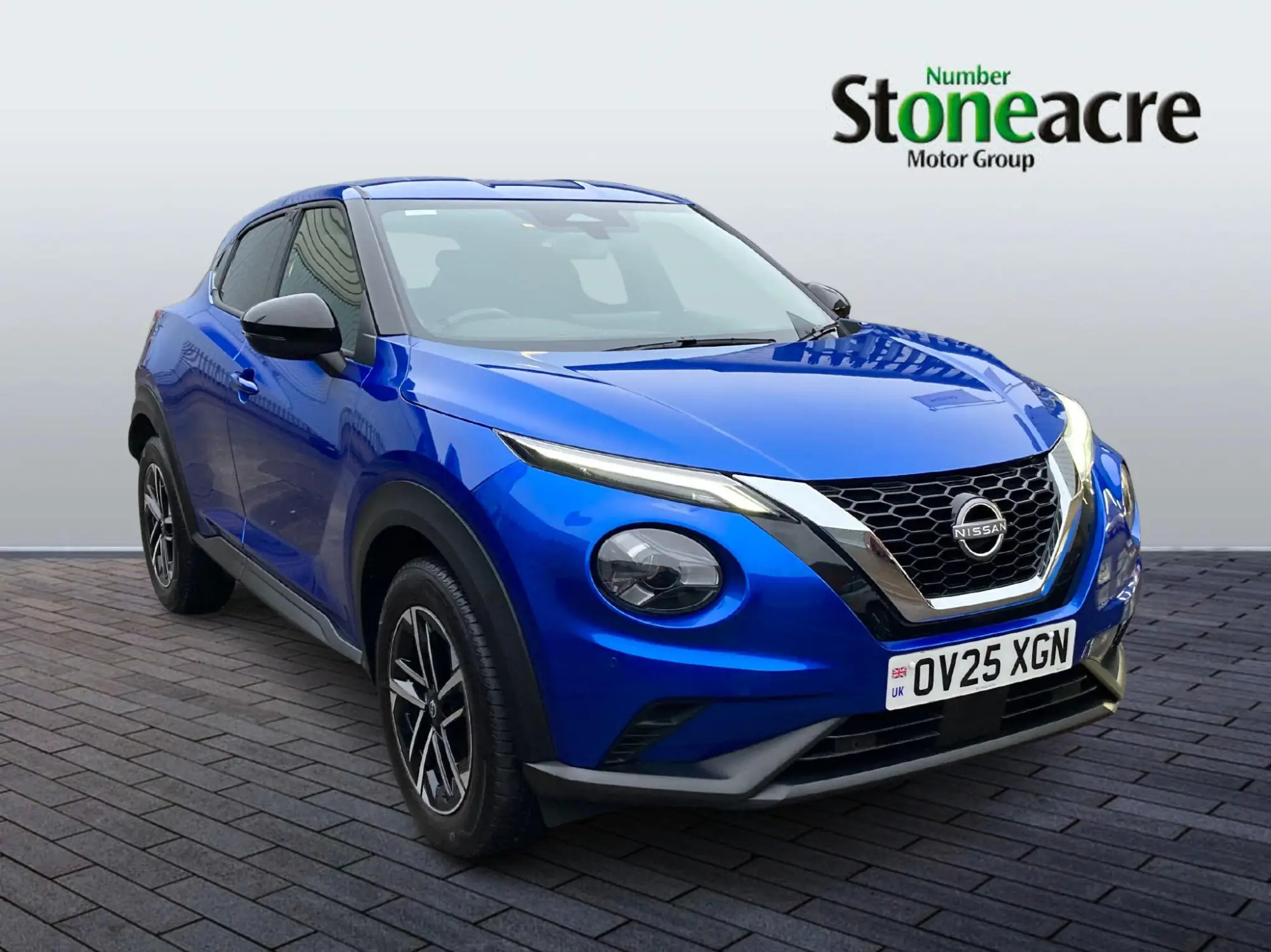 Nissan Juke 1.0 DIG-T N-Connecta Euro 6 (s/s) 5dr OV25XGN Image 1