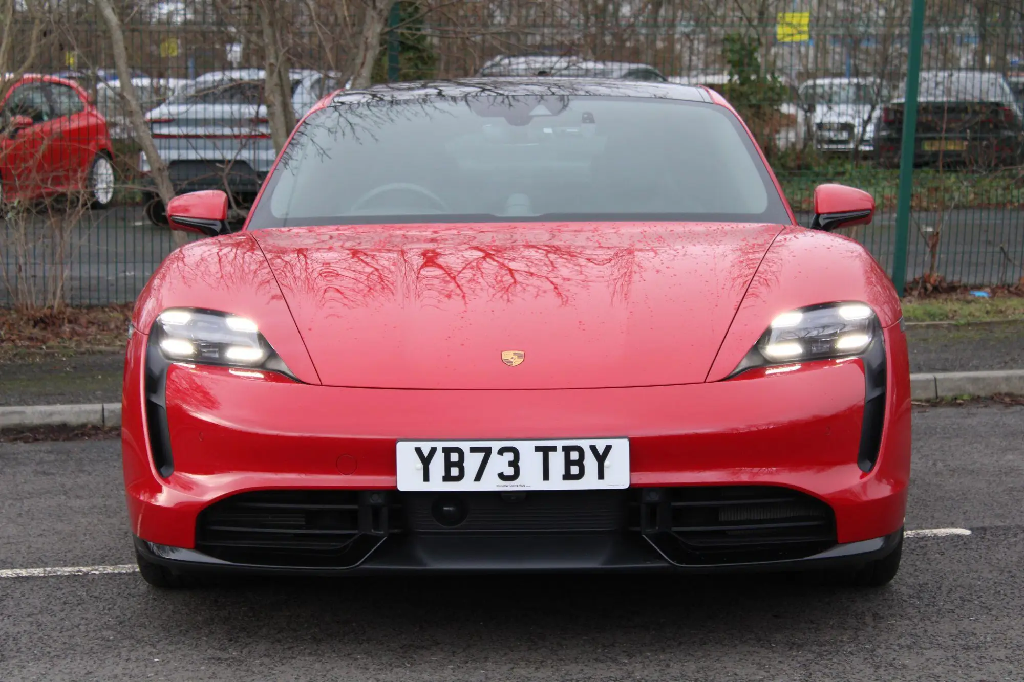 Porsche Taycan Performance Plus 93.4kWh Turbo Auto 4WD 4dr (11kW Charger) YB73TBY Image 2