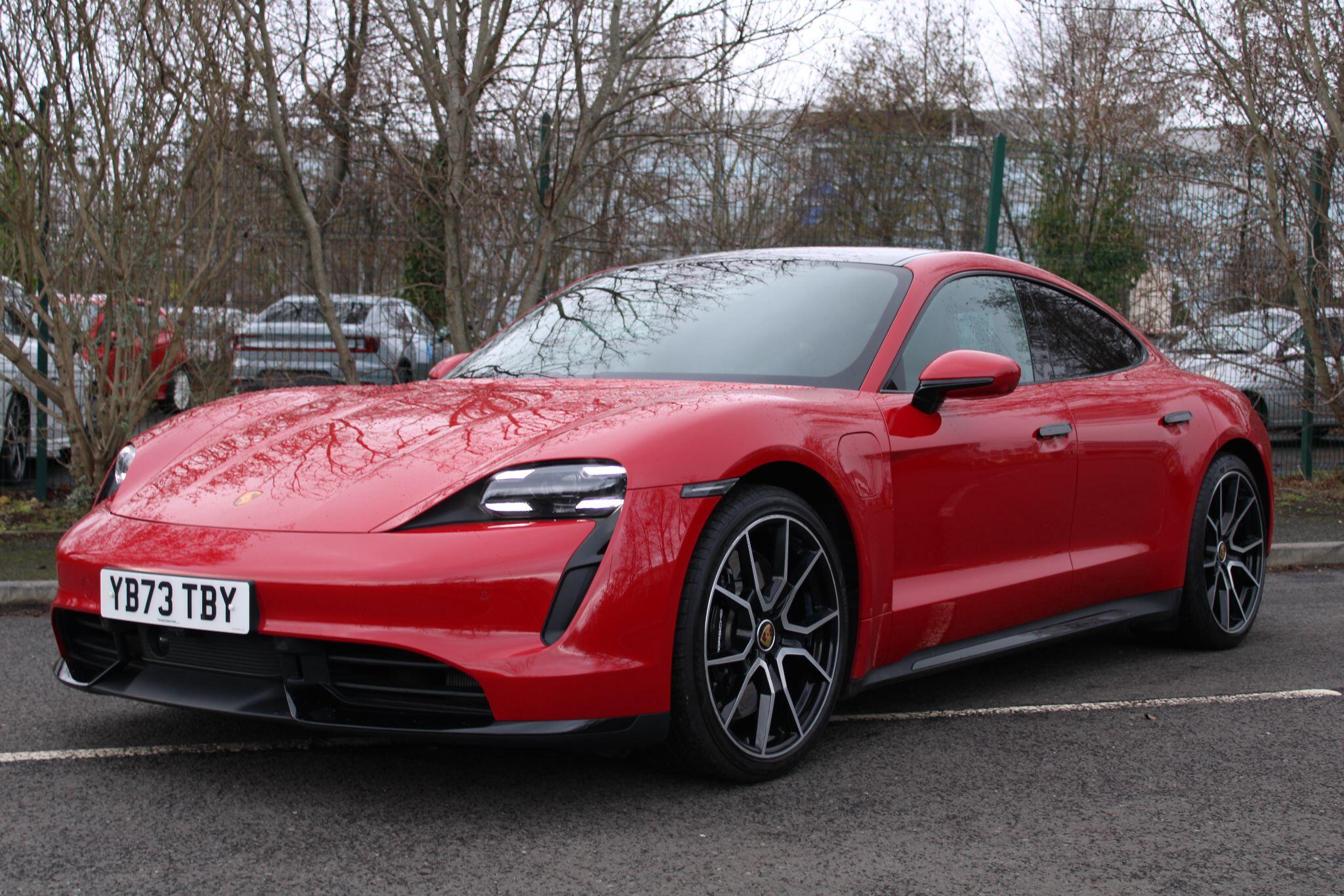 Porsche Taycan Performance Plus 93.4kWh Turbo Auto 4WD 4dr (11kW Charger) YB73TBY Image 3